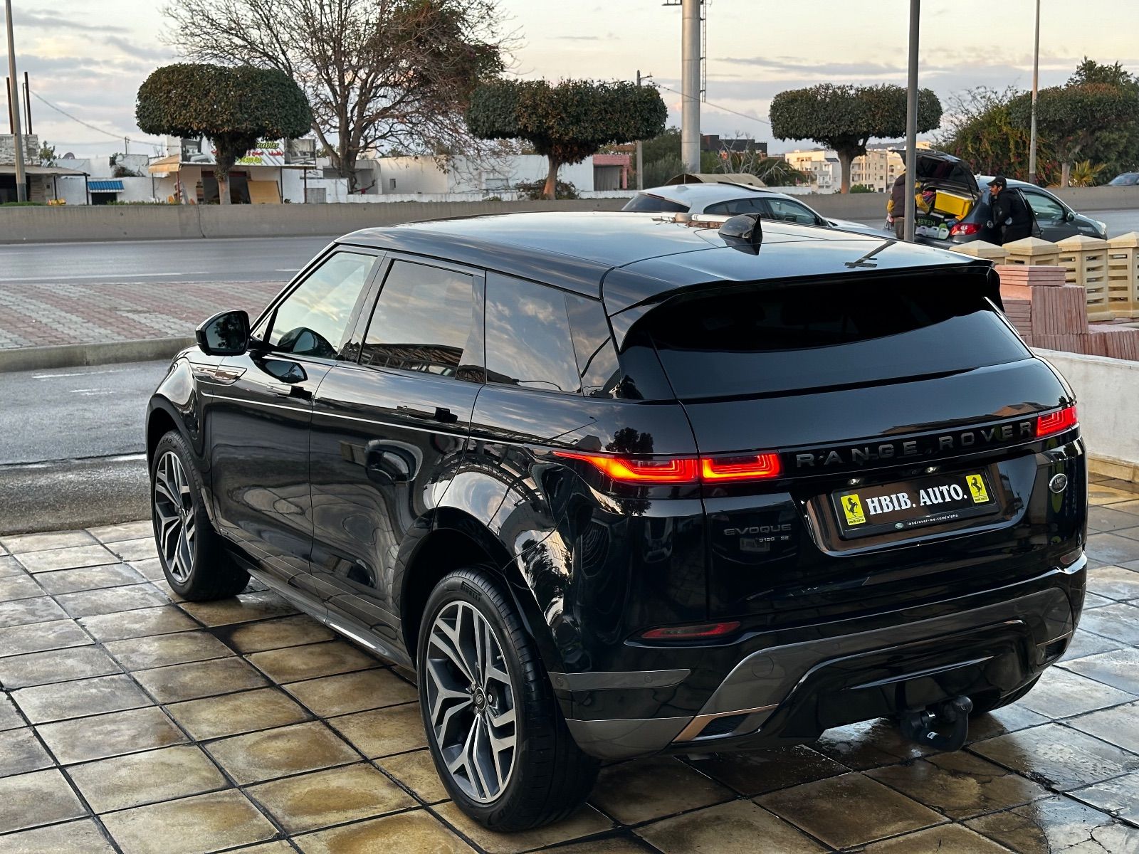 Land Rover Range Rover Evoque Hybride à Tunis - Photo 14