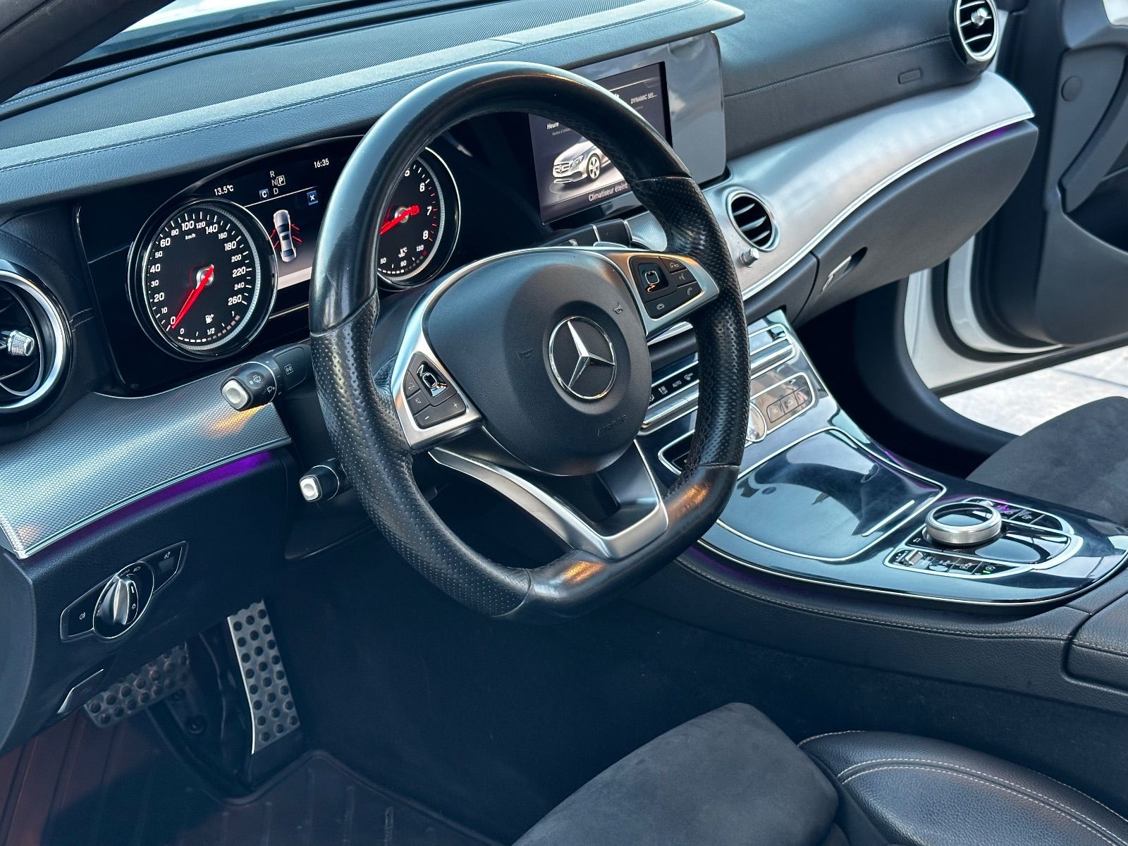 Mercedes-Benz Classe E Avantgarde à Tunis - Photo 2
