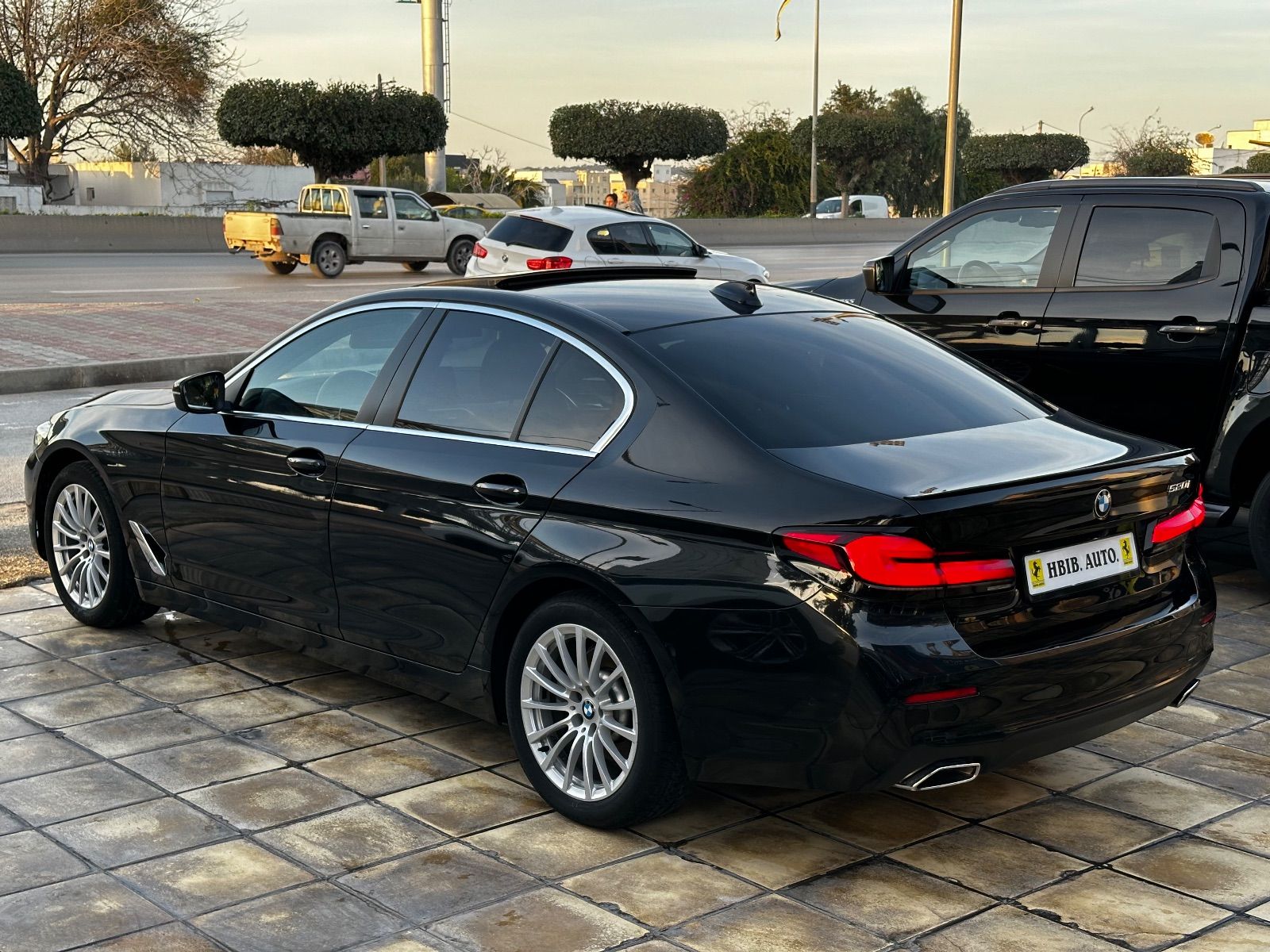 BMW Série 5 à Ariana - Photo 12