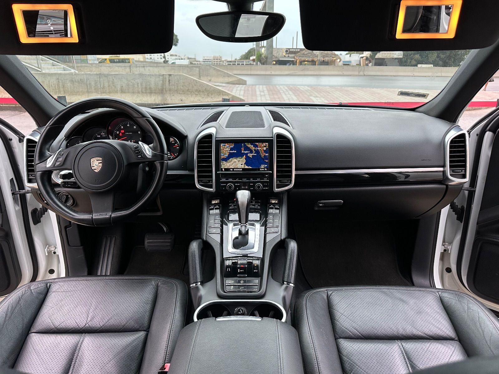 Porsche Cayenne à Ben Arous - Photo 1