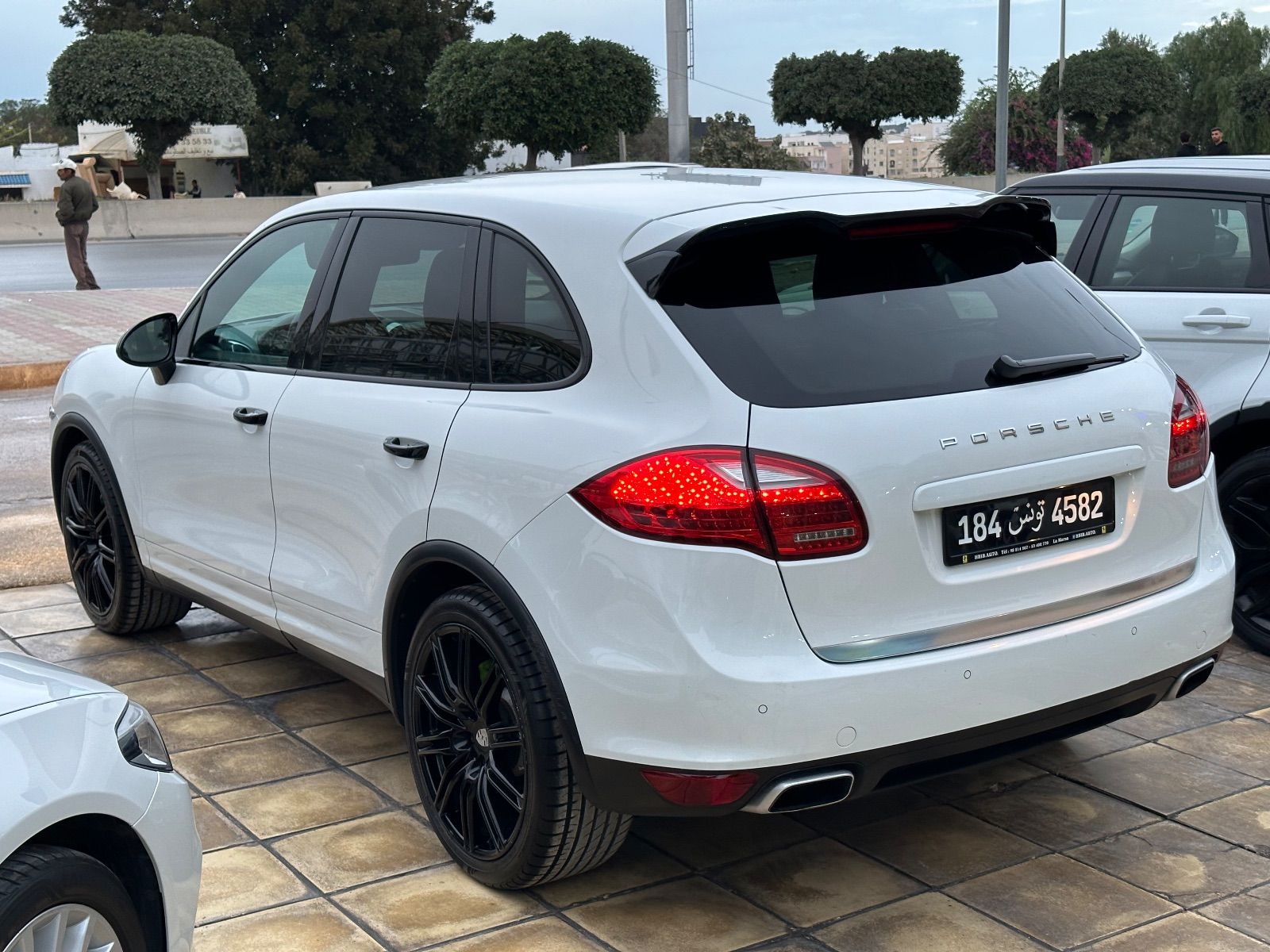 Porsche Cayenne à Ben Arous - Photo 10