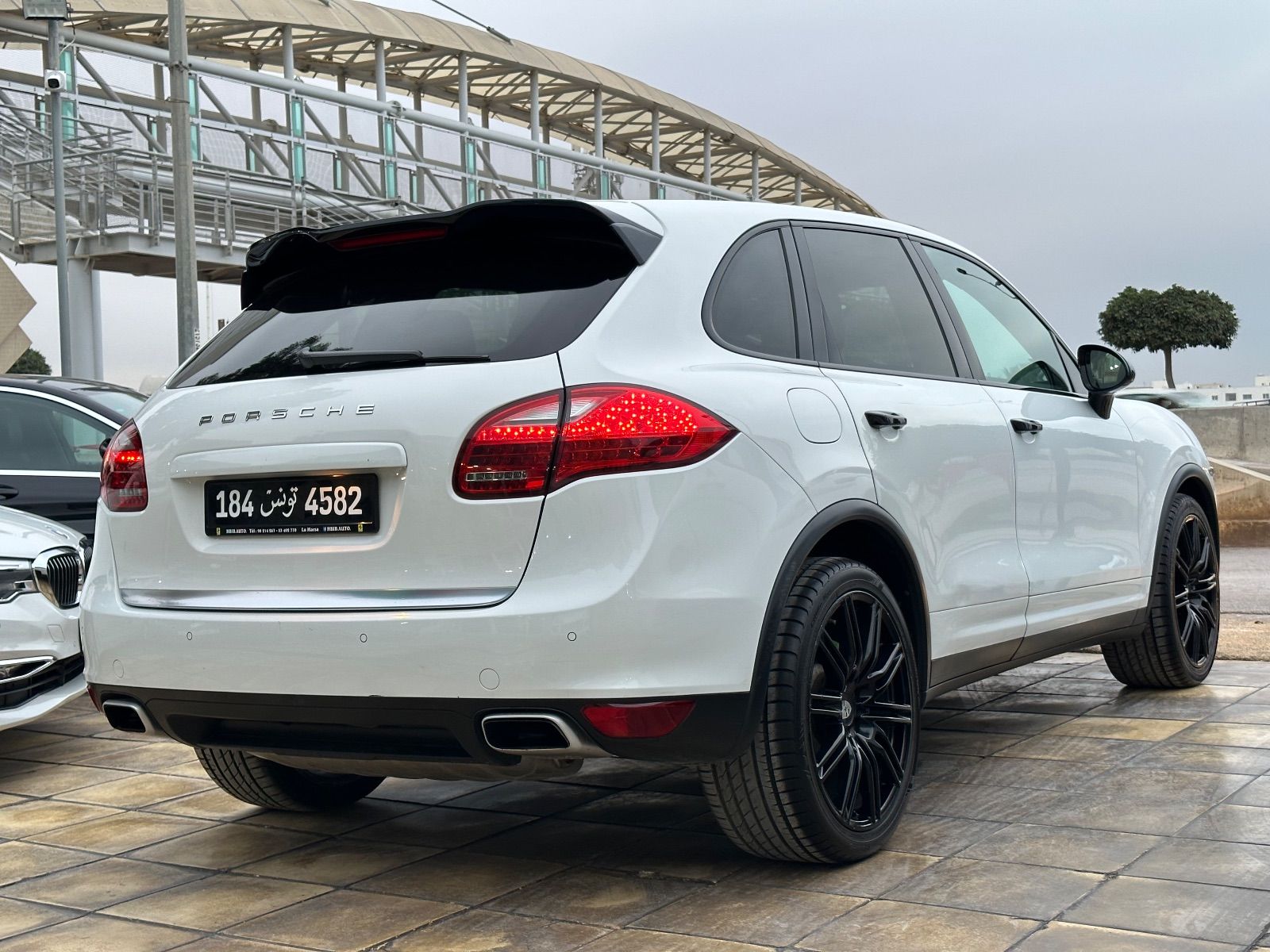 Porsche Cayenne à Ben Arous - Photo 18