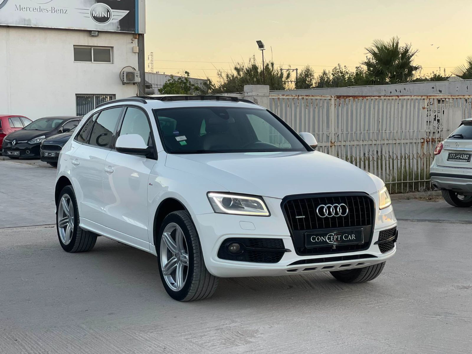 Audi Q5 à Ariana - Photo 2