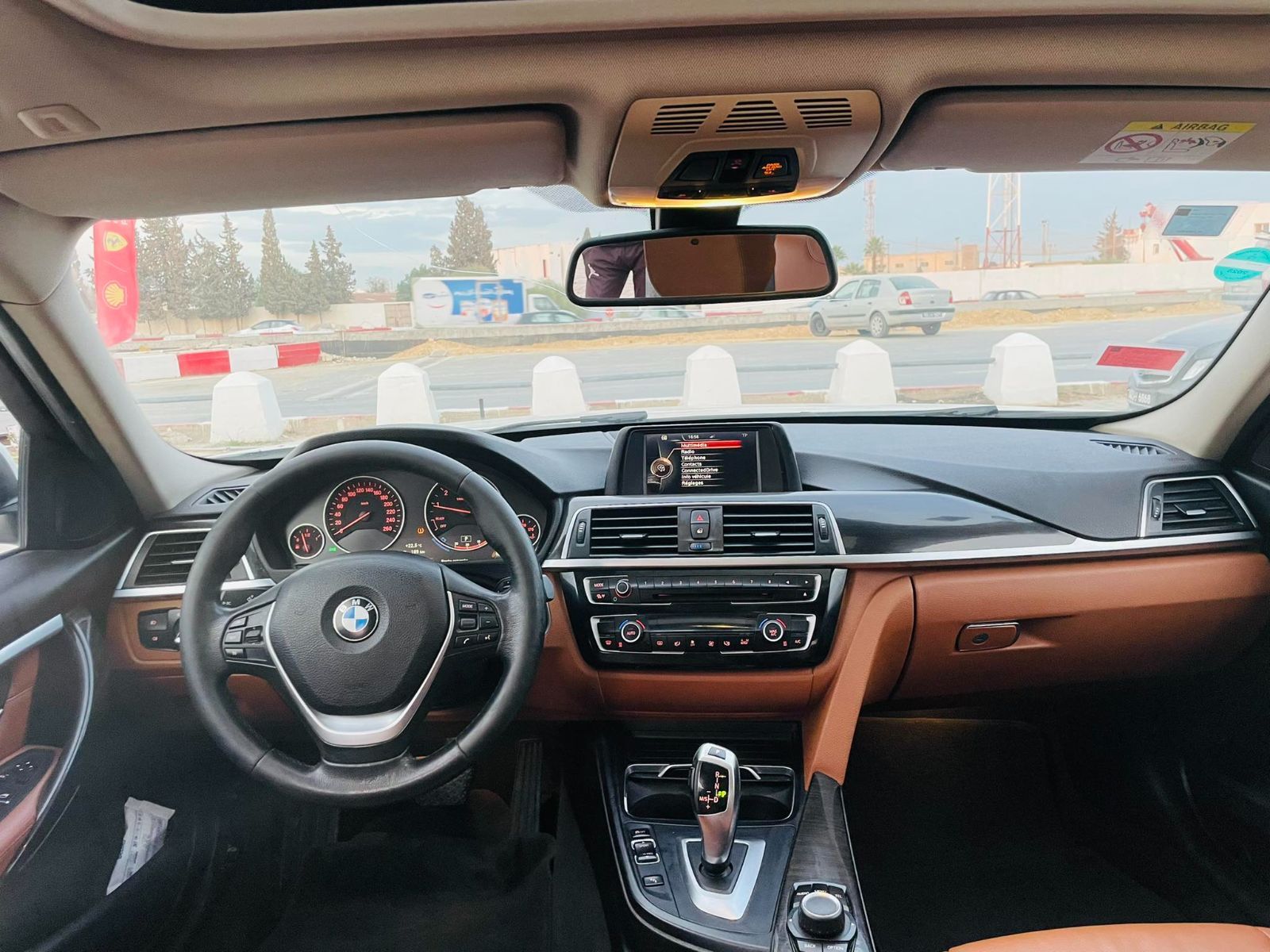 BMW Série 3 318i à Tunis - Photo 10