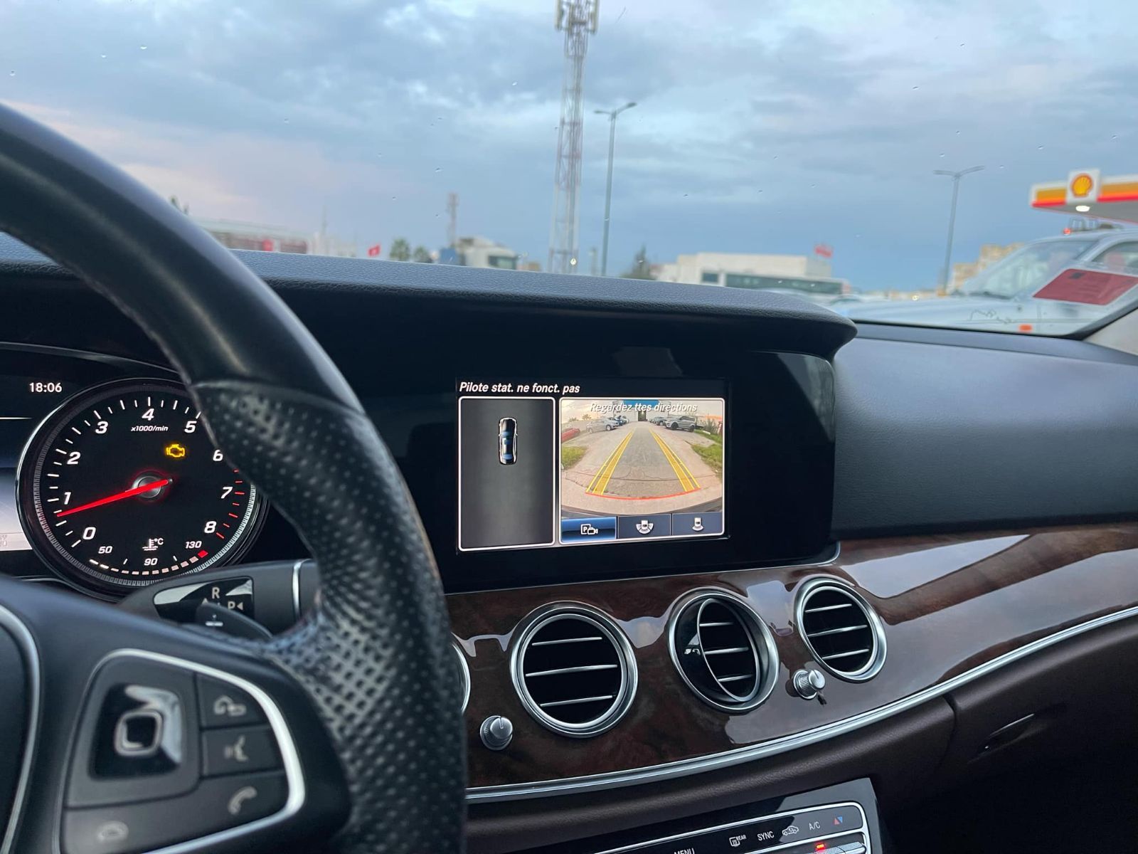 Mercedes-Benz Classe E à Tunis - Photo 8