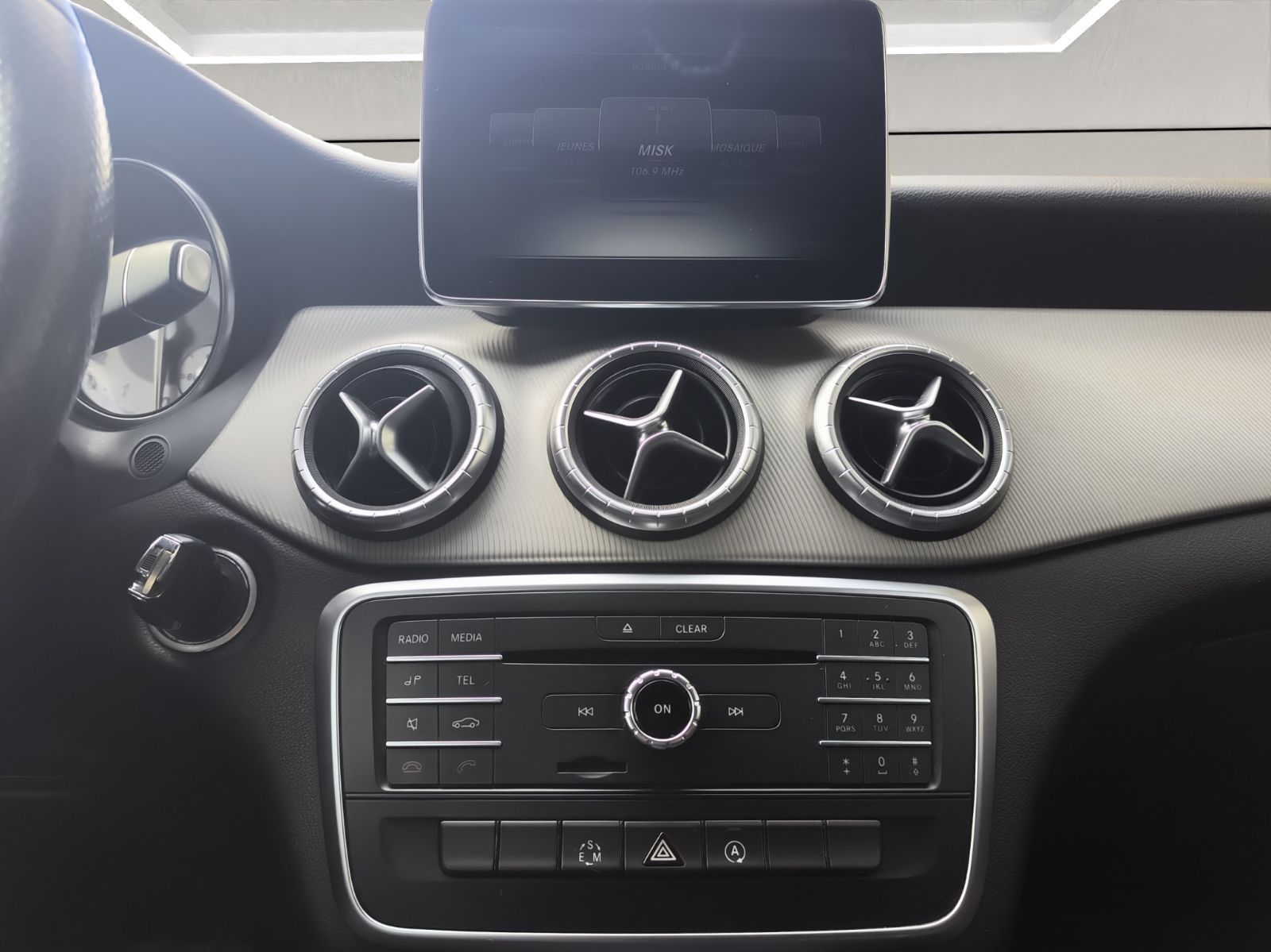Mercedes-Benz CLA à Ariana - Photo 13