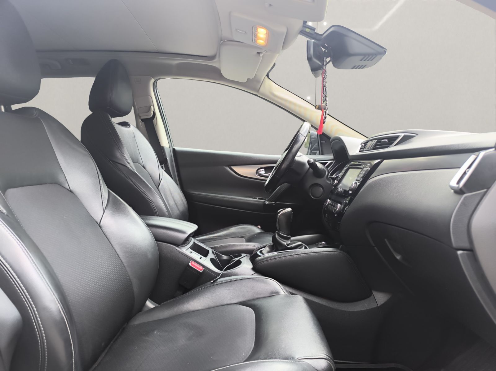 Nissan Qashqai Tekna High à Tunis - Photo 16