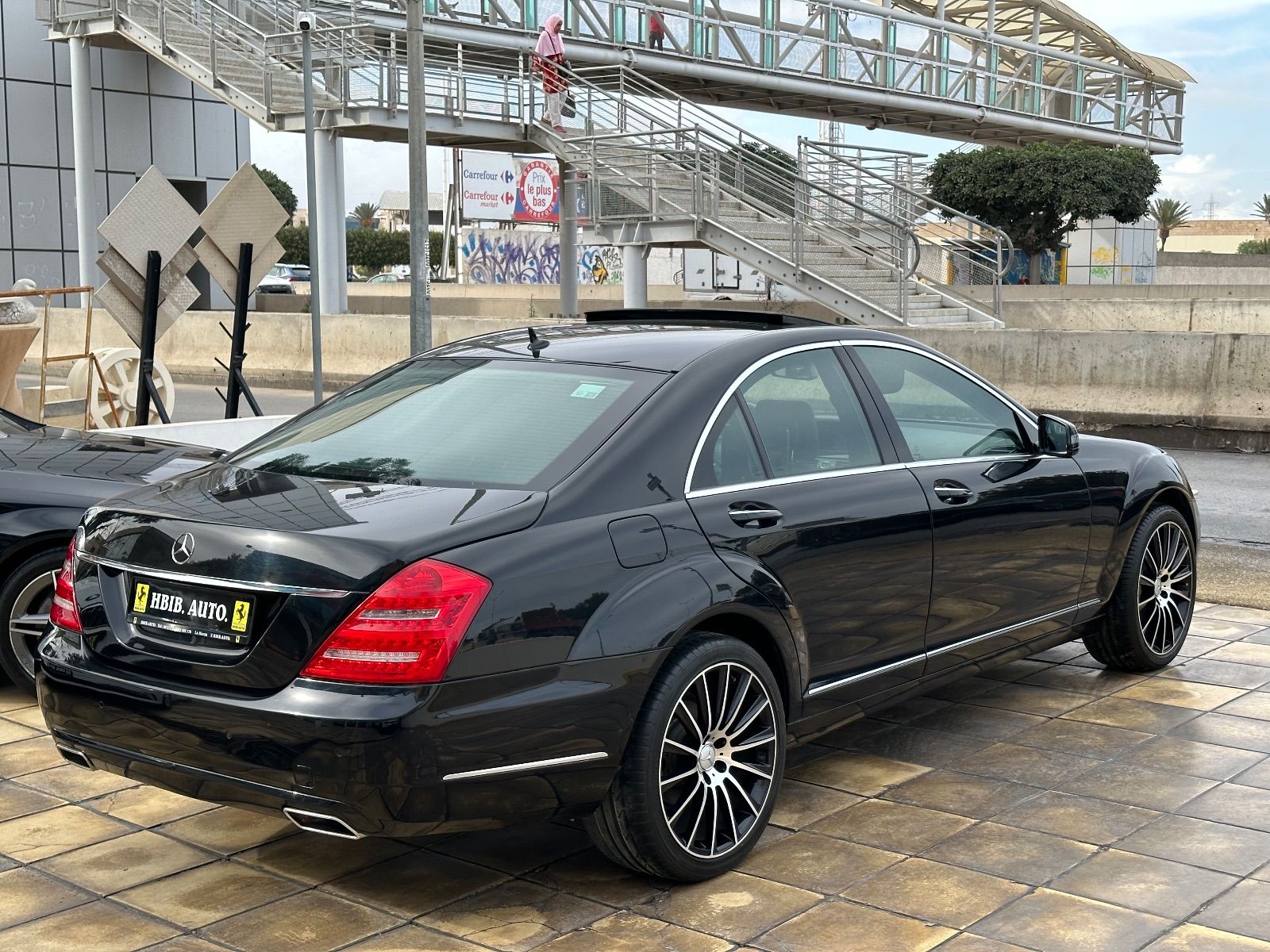 Mercedes-Benz Classe S S350. Toit ouvrant à Tunis - Photo 12
