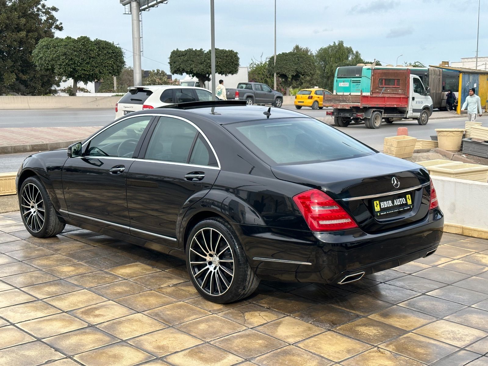 Mercedes-Benz Classe S S350. Toit ouvrant à Tunis - Photo 14