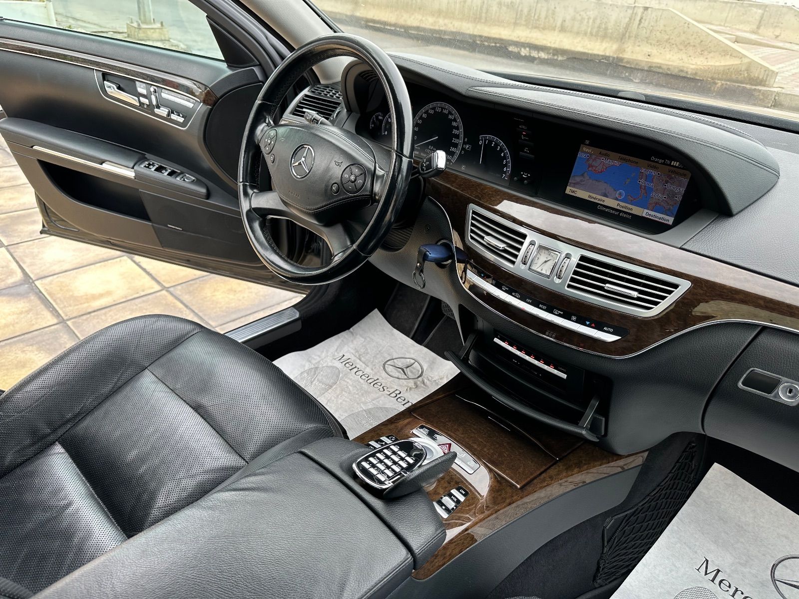 Mercedes-Benz Classe S S350. Toit ouvrant à Tunis - Photo 17