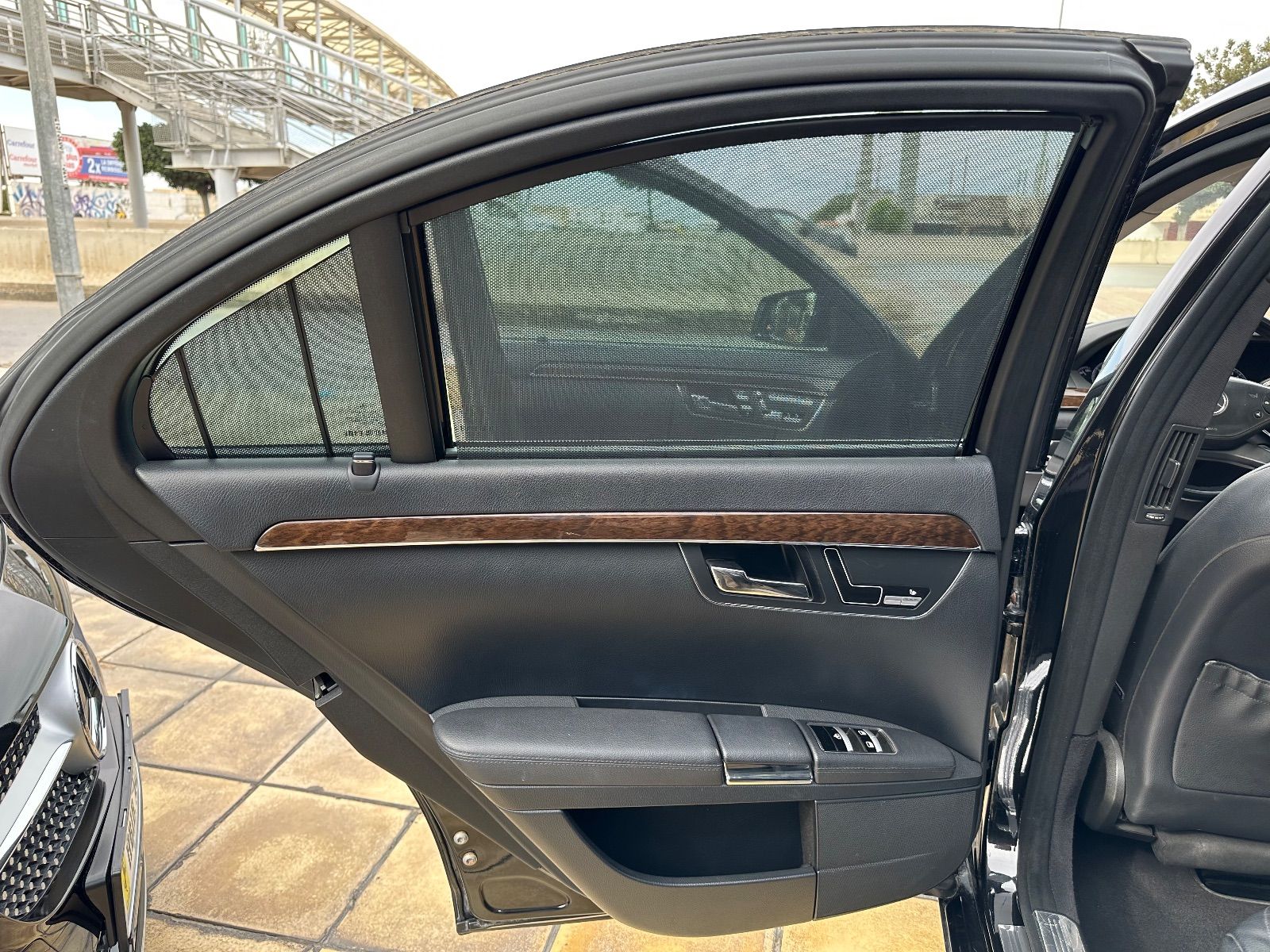 Mercedes-Benz Classe S S350. Toit ouvrant à Tunis - Photo 26