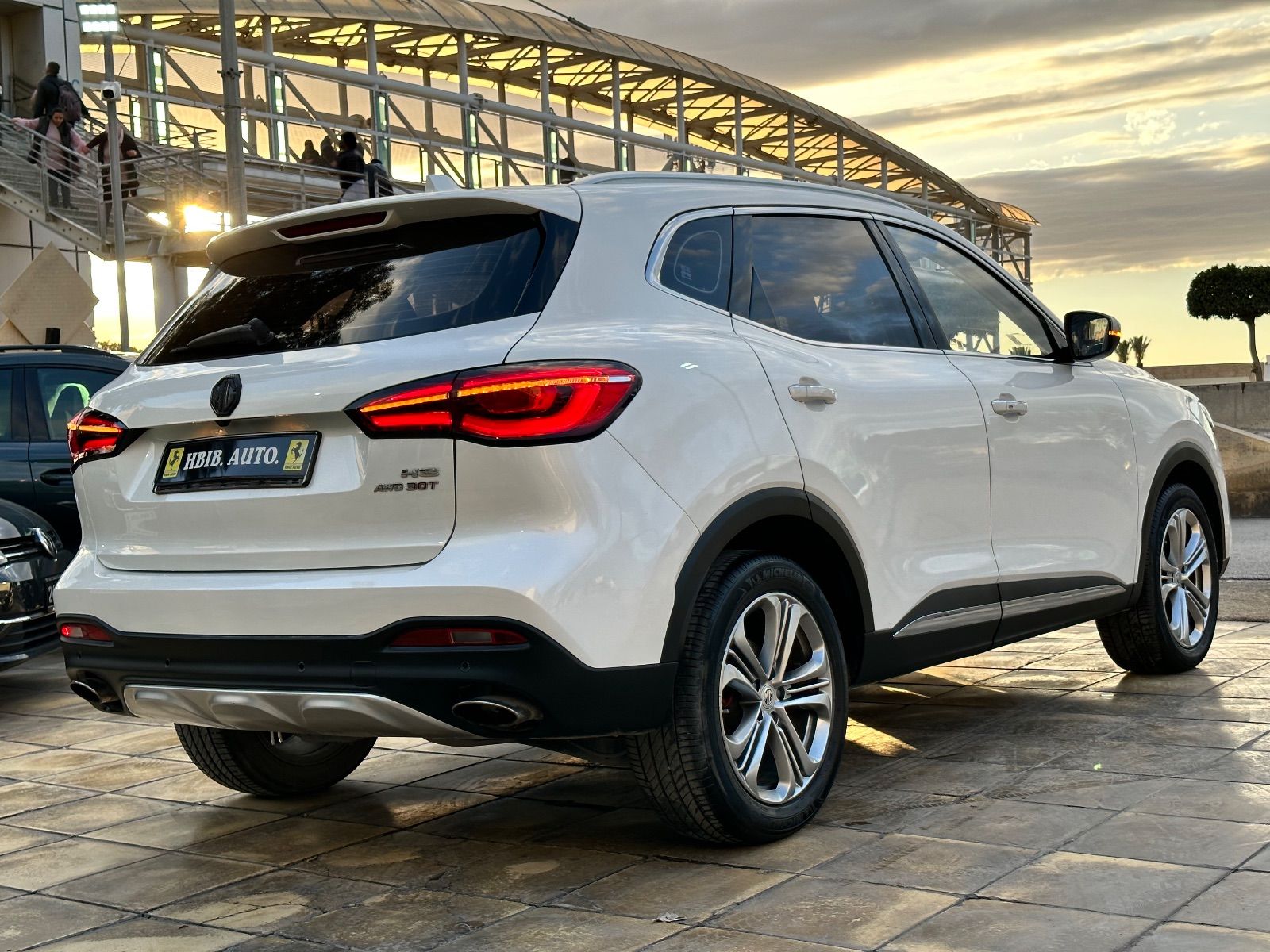 MG HS Luxury à Ben Arous - Photo 3