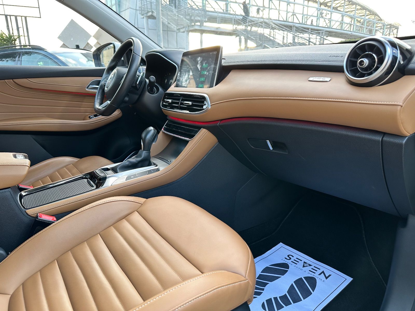 MG HS Luxury à Ben Arous - Photo 8