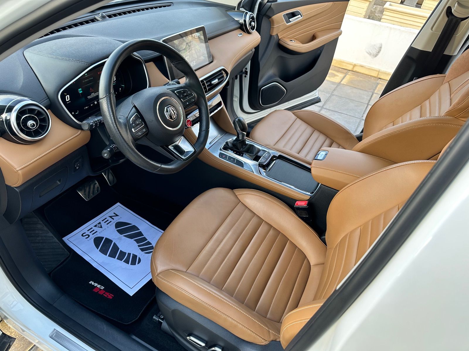 MG HS Luxury à Ben Arous - Photo 16