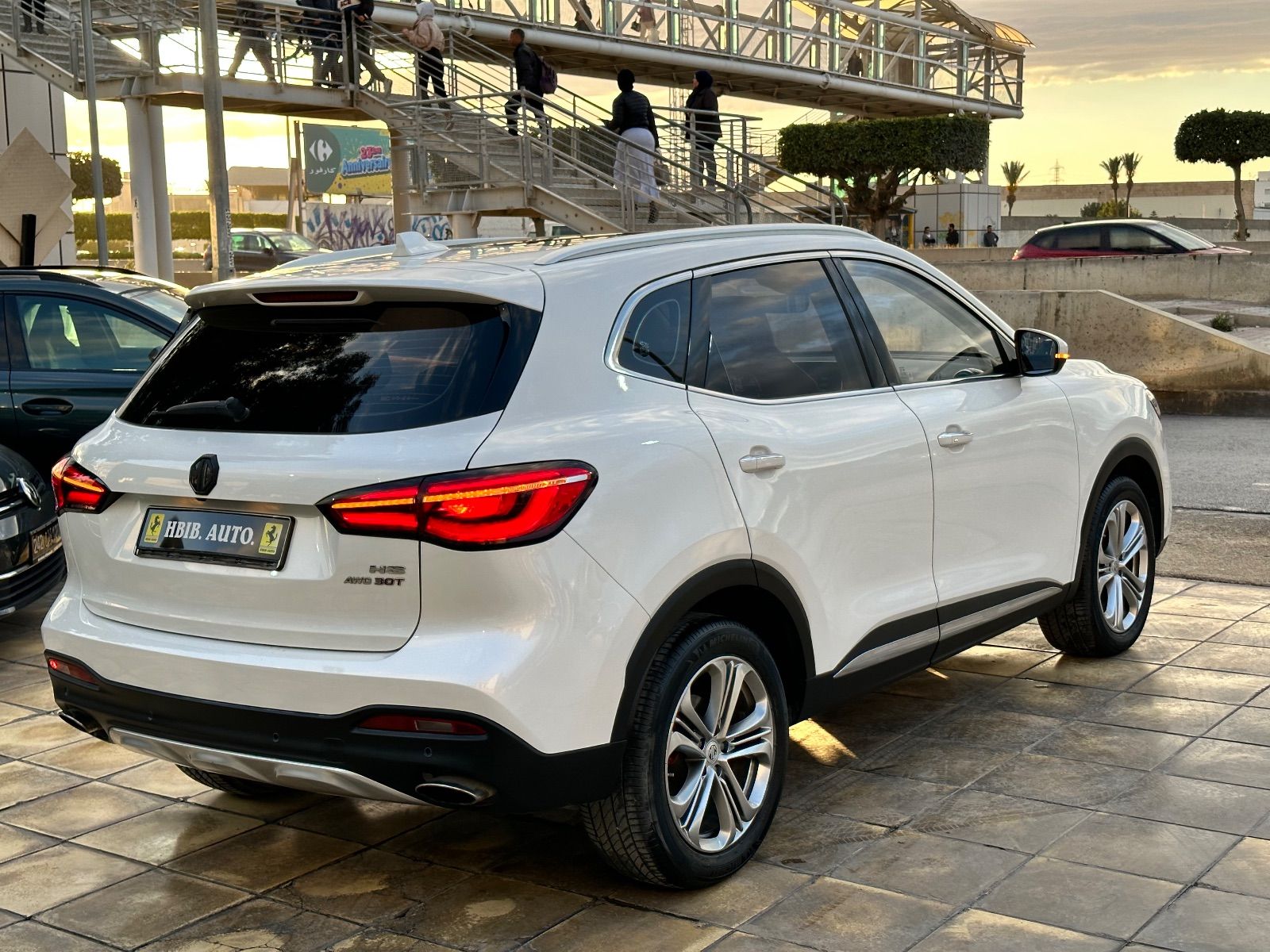MG HS Luxury à Ben Arous - Photo 20