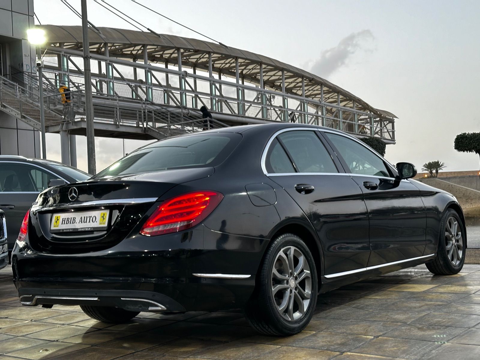Mercedes-Benz Classe C Avantgarde à Tunis - Photo 6