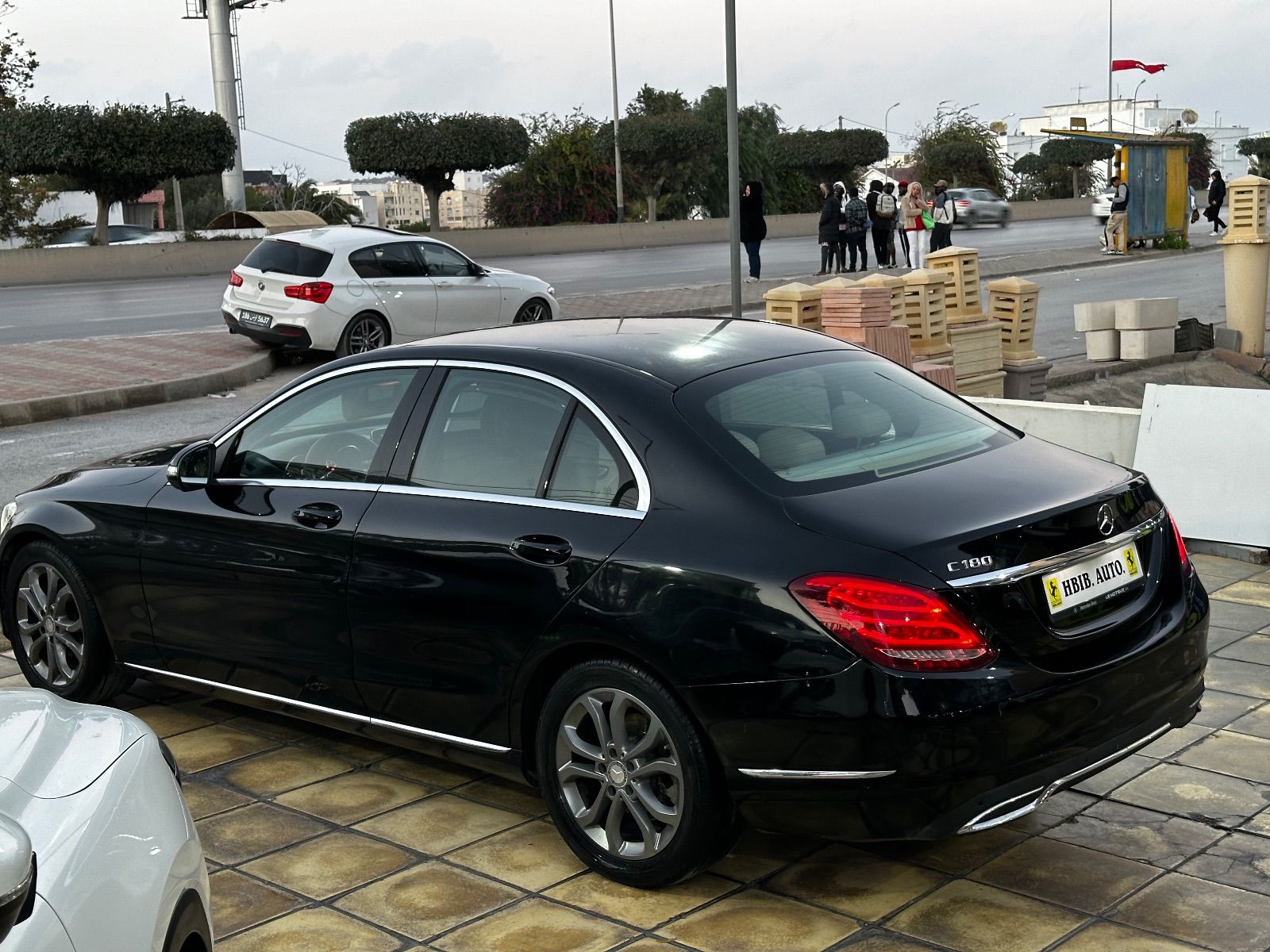 Mercedes-Benz Classe C Avantgarde à Tunis - Photo 11