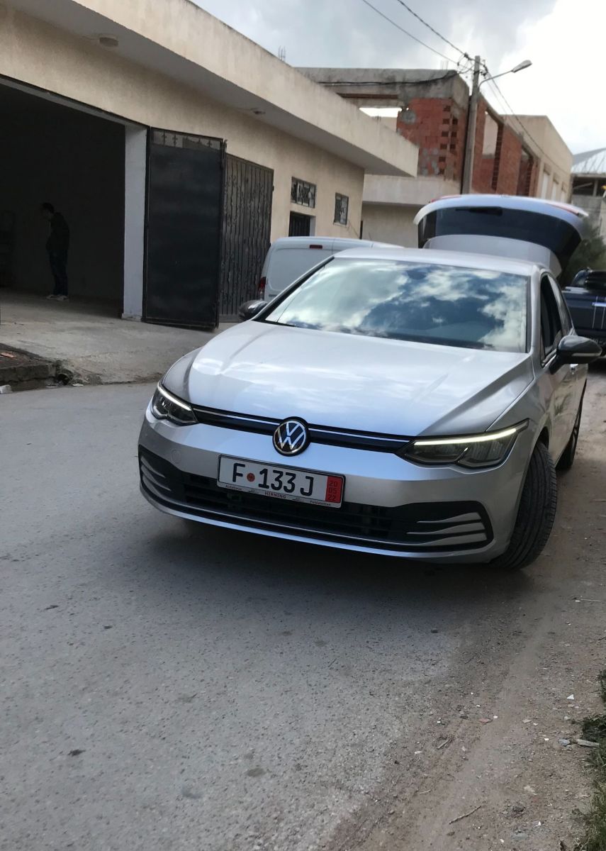 Volkswagen Golf 8 à Tunisie - Photo 1