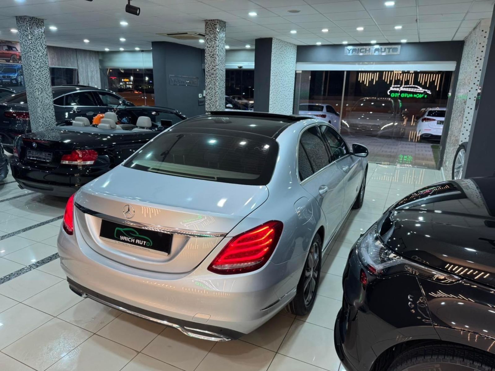 Mercedes-Benz Classe C AMG à Tunis - Photo 5