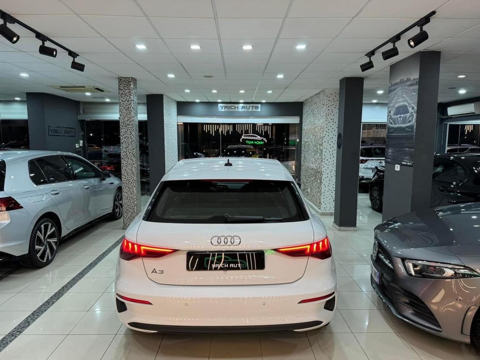Audi A3 Sportback S-Line à Tunis - Photo 18