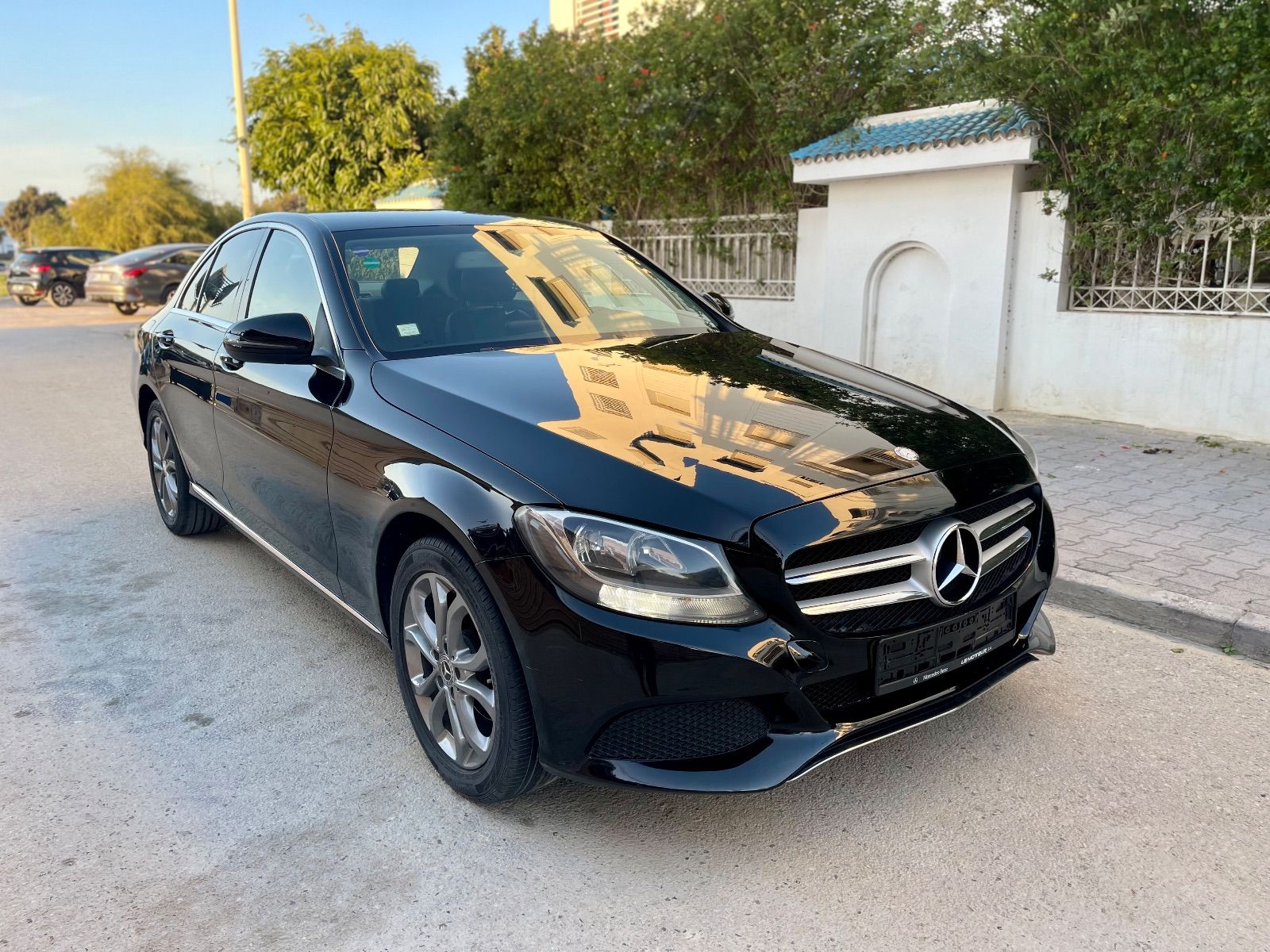 Mercedes-Benz Classe C Avantgarde à Tunis - Photo 1