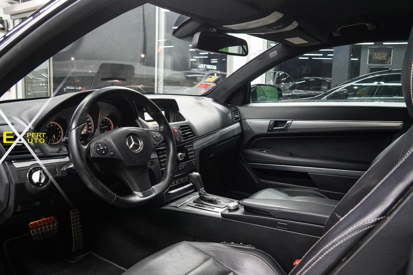 Mercedes-Benz Classe E coupé AMG à Tunis - Photo 4