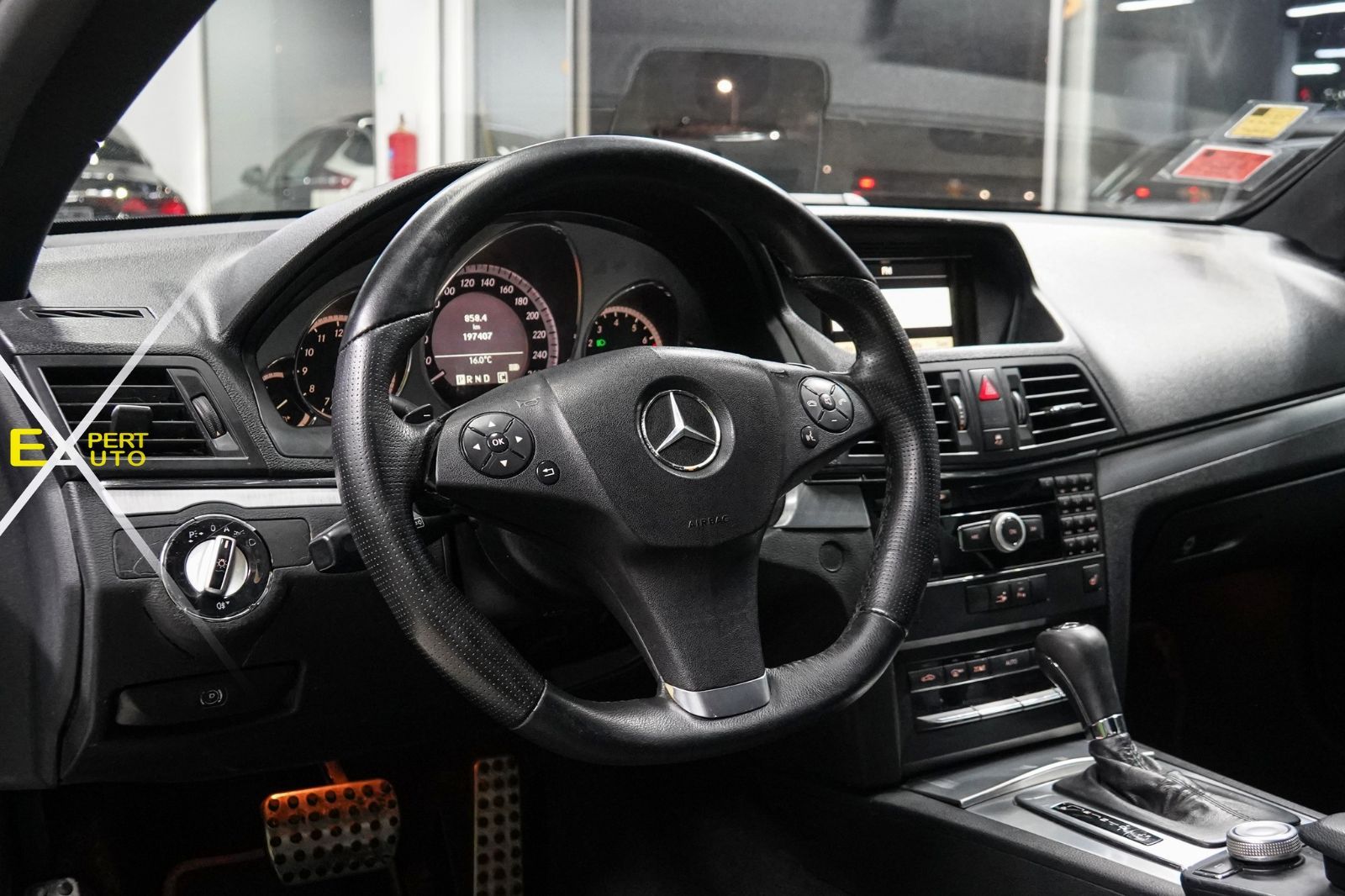 Mercedes-Benz Classe E coupé AMG à Tunis - Photo 6