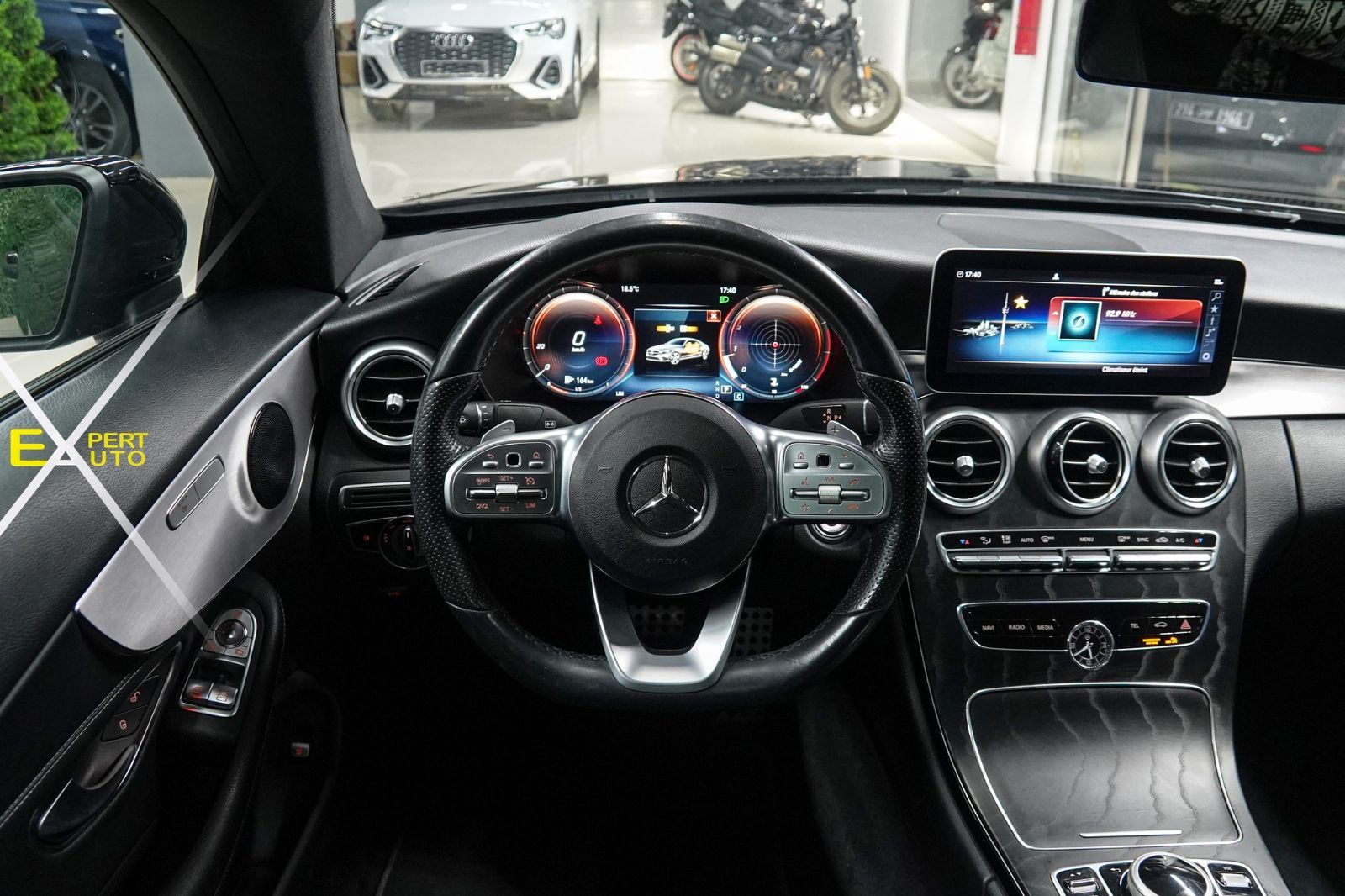 Mercedes-Benz Classe C coupé AMG à Tunis - Photo 6