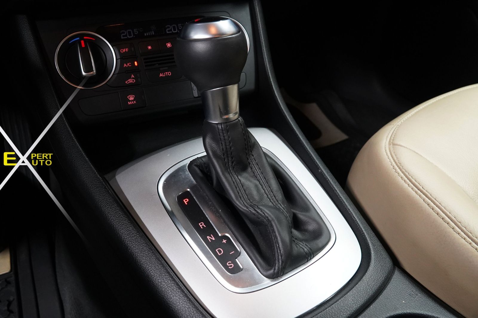 Audi Q3 S-line à Tunis - Photo 5