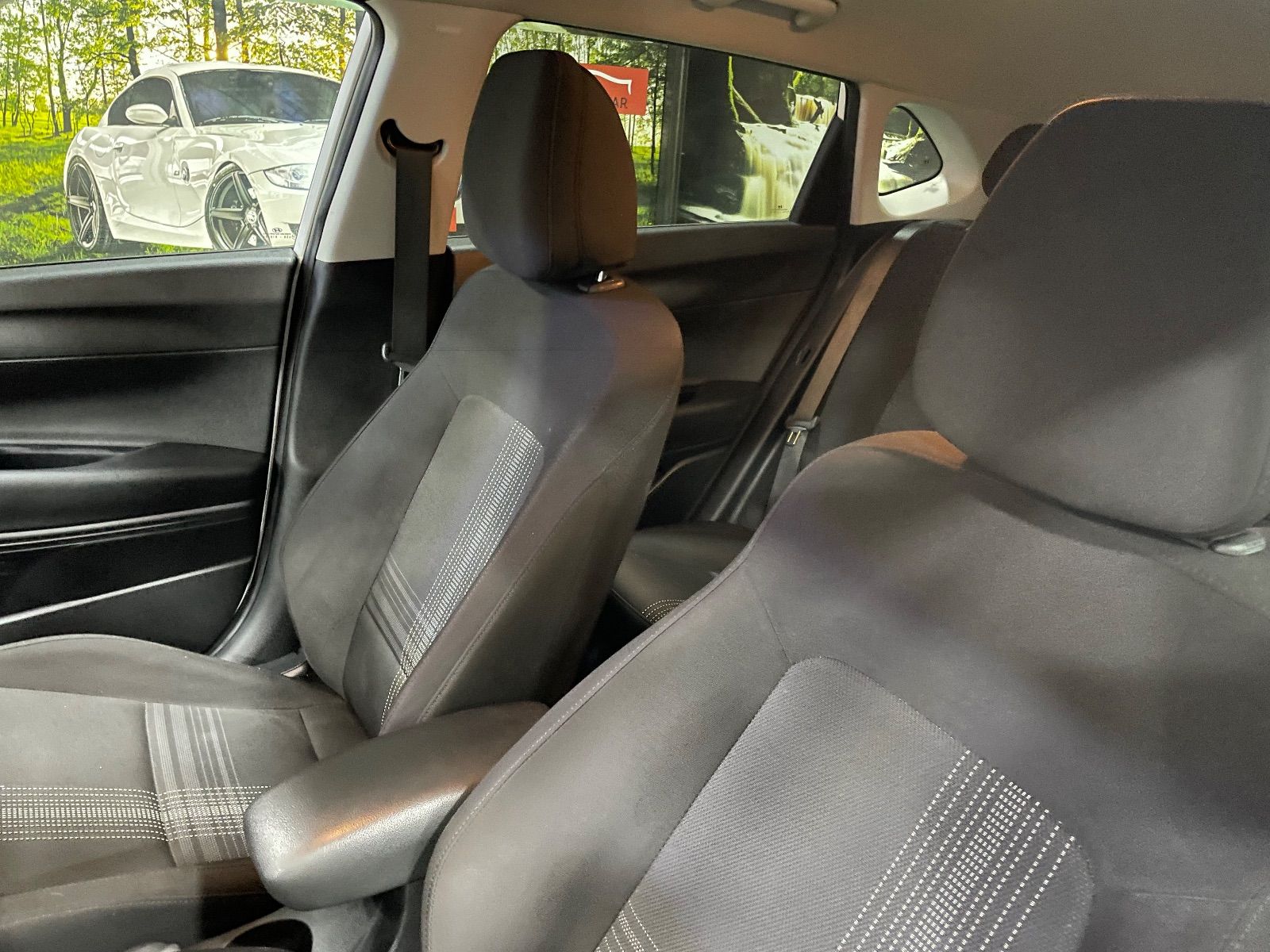 Hyundai i20 High Grade à Tunis - Photo 4