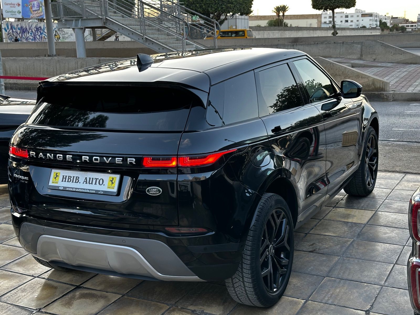 Land Rover Range Rover Evoque R-Dynamic SE à Nabeul - Photo 14