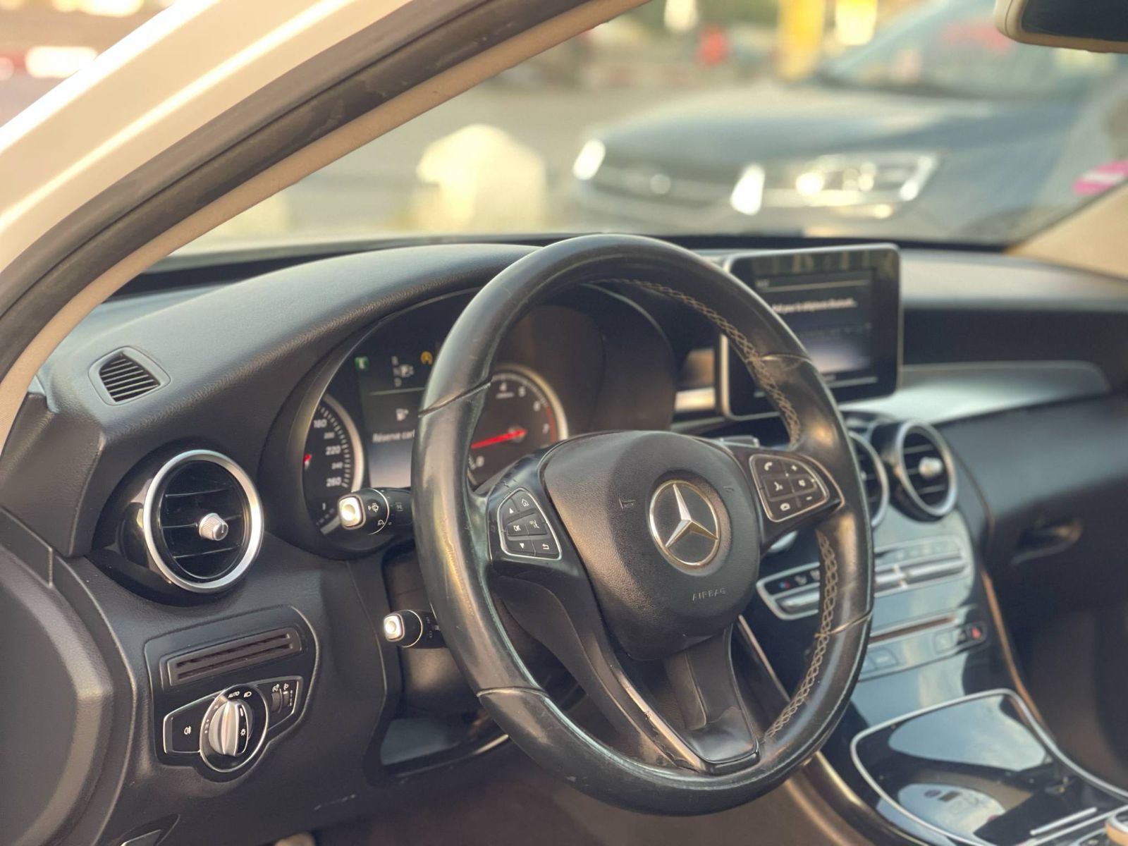 Mercedes-Benz Classe C AMG à Ben Arous - Photo 5
