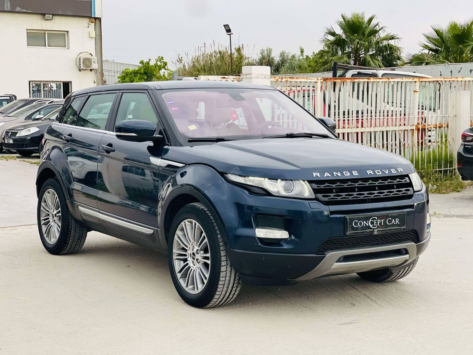Land Rover Range Rover Evoque R-Dynamic à Ben Arous - Photo 1