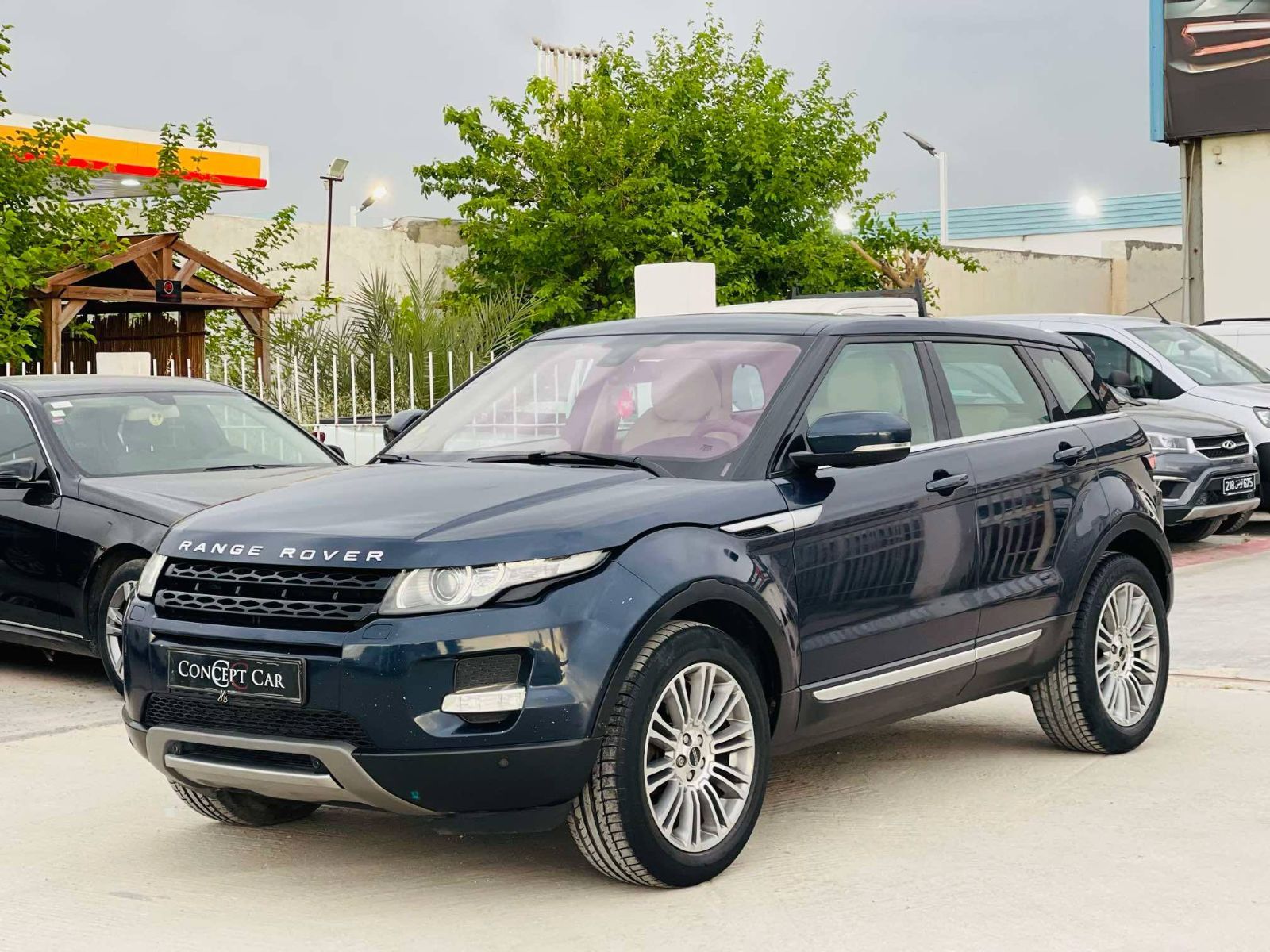 Land Rover Range Rover Evoque R-Dynamic à Ben Arous - Photo 2