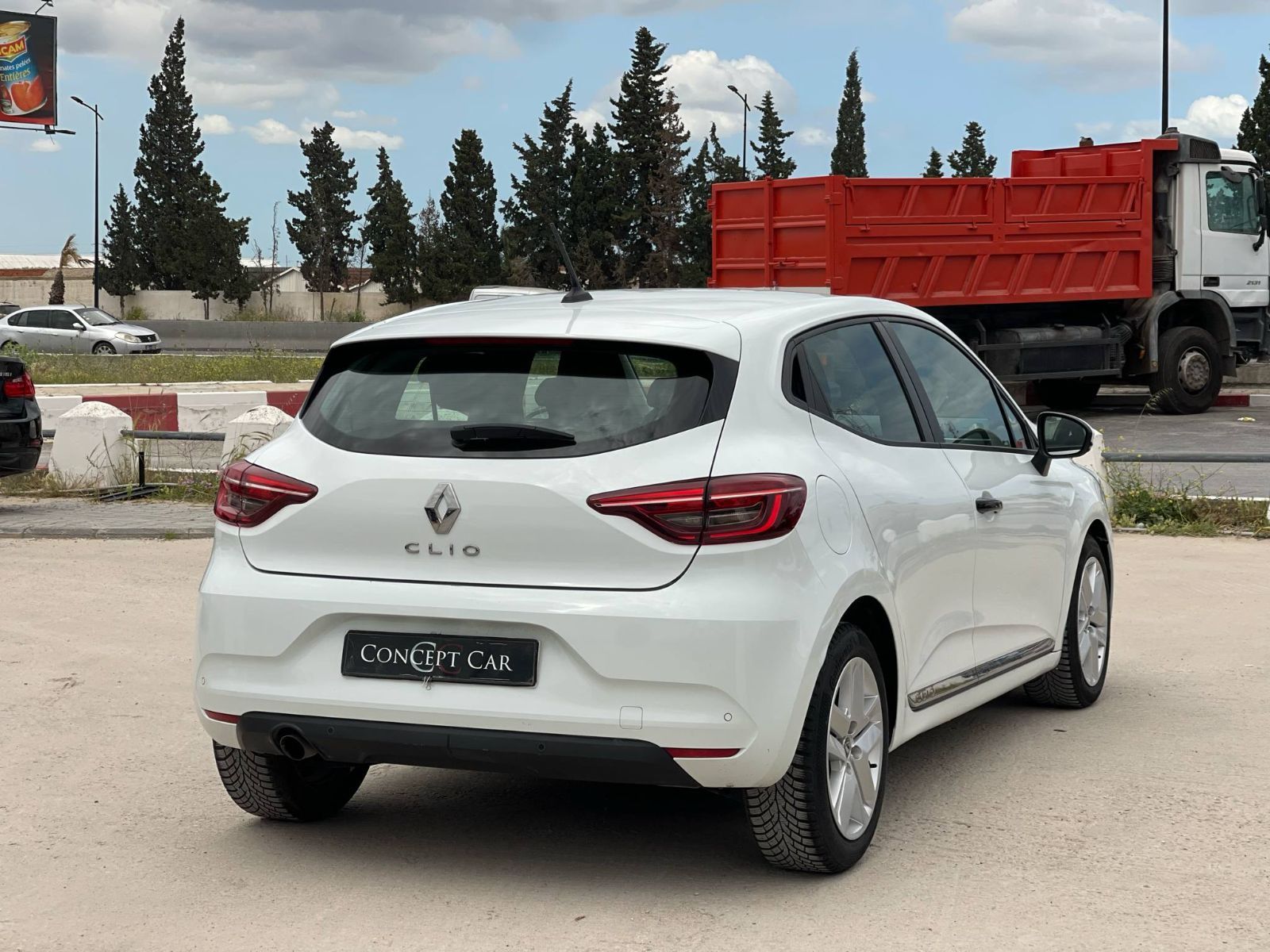 Renault Clio à Kairouan - Photo 4