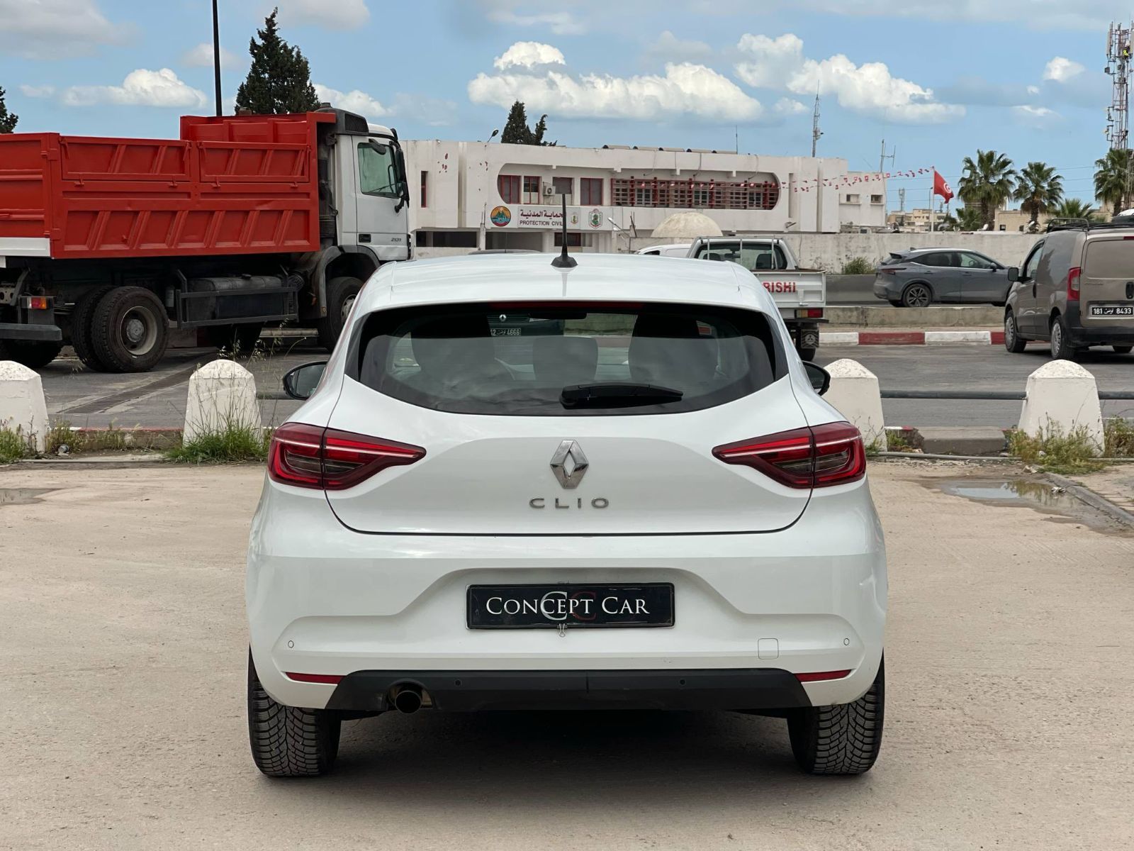 Renault Clio à Kairouan - Photo 11