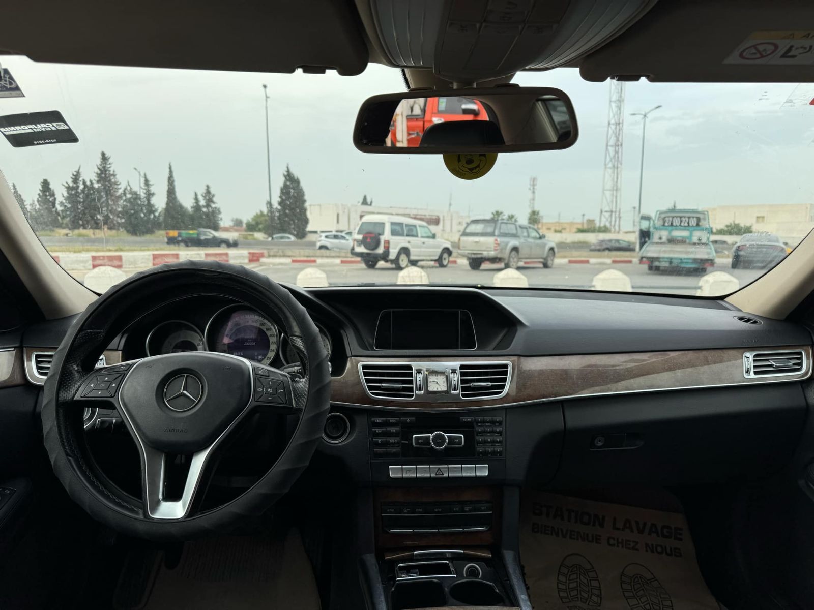 Mercedes-Benz Classe E à sousse - Photo 11