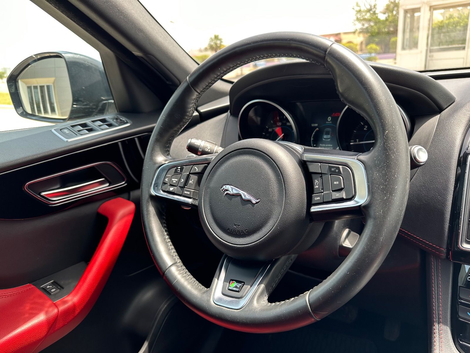 Jaguar F-Pace Pure à Ariana - Photo 9