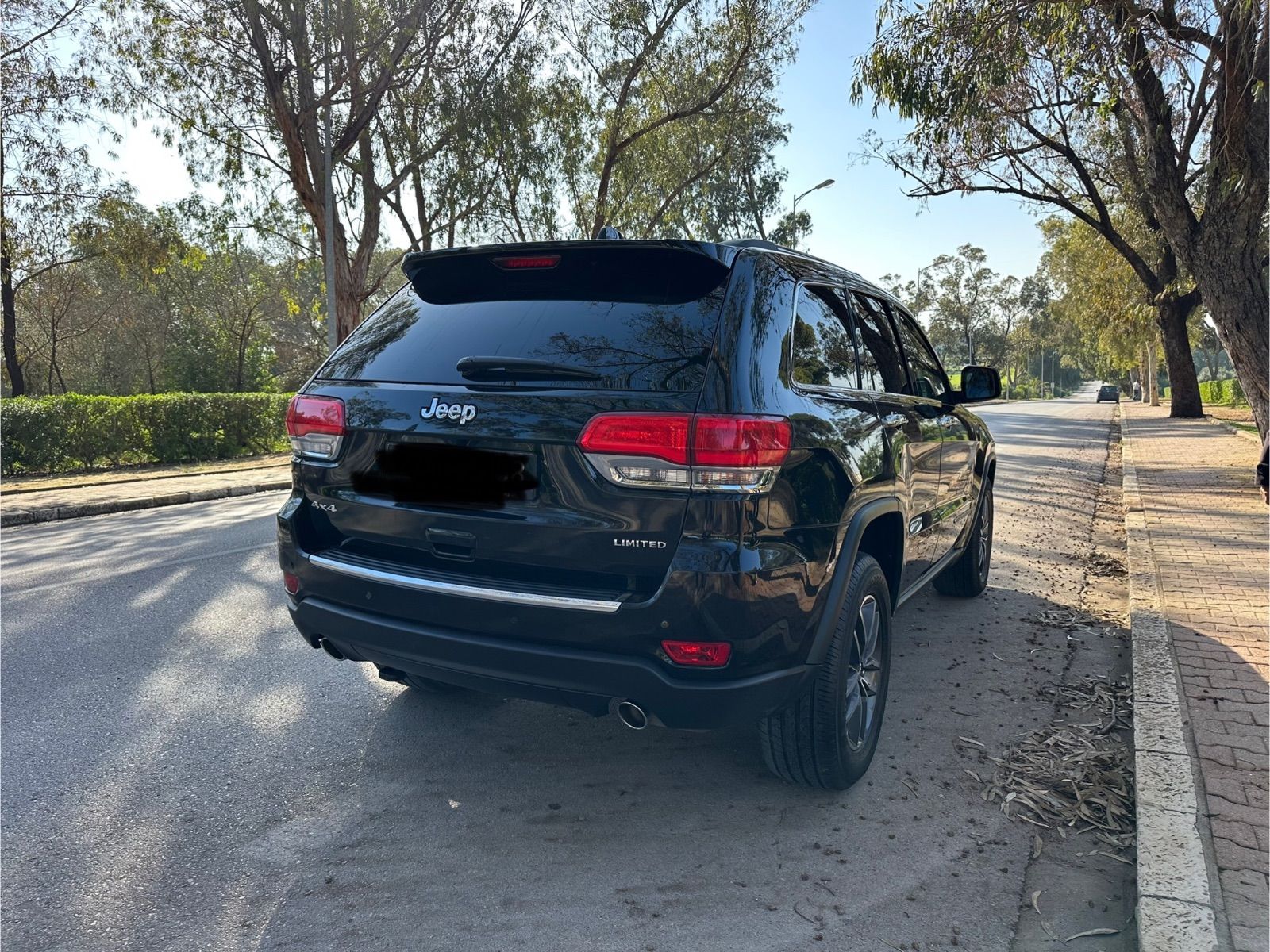 Jeep Grand Cherokee à Tunis - Photo 4