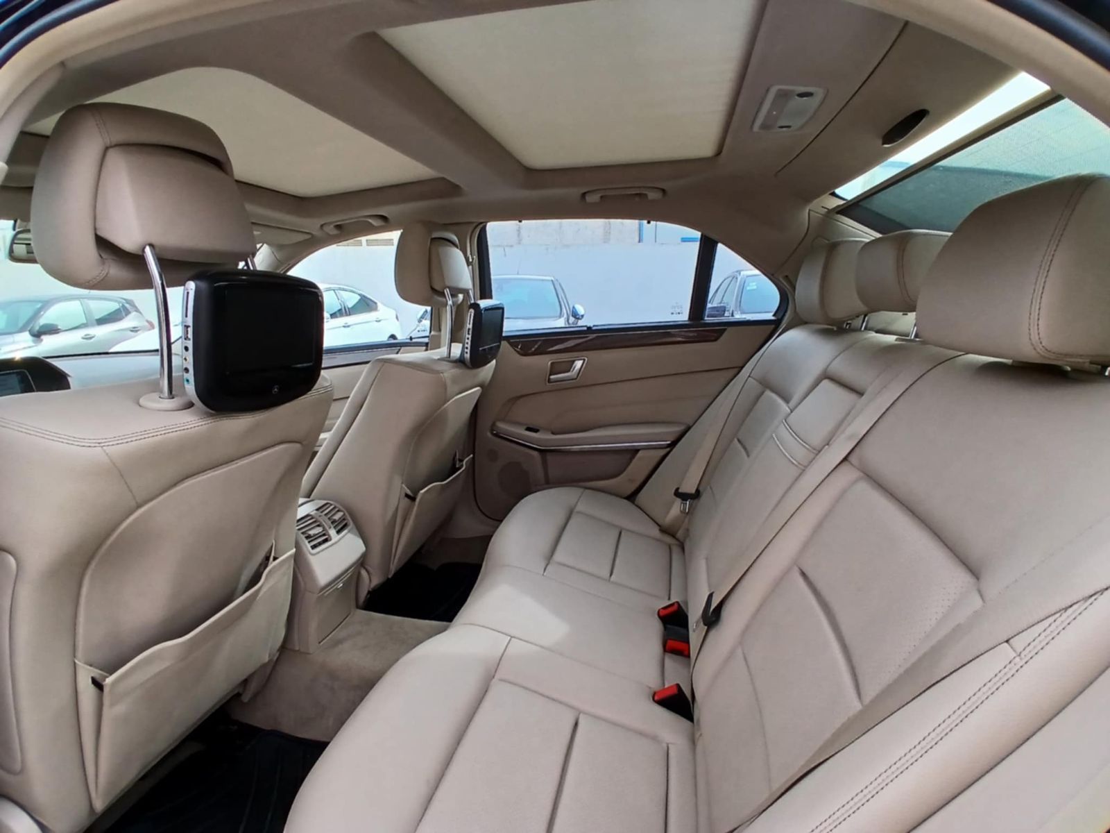 Mercedes-Benz Classe E Exclusive à Ariana - Photo 7