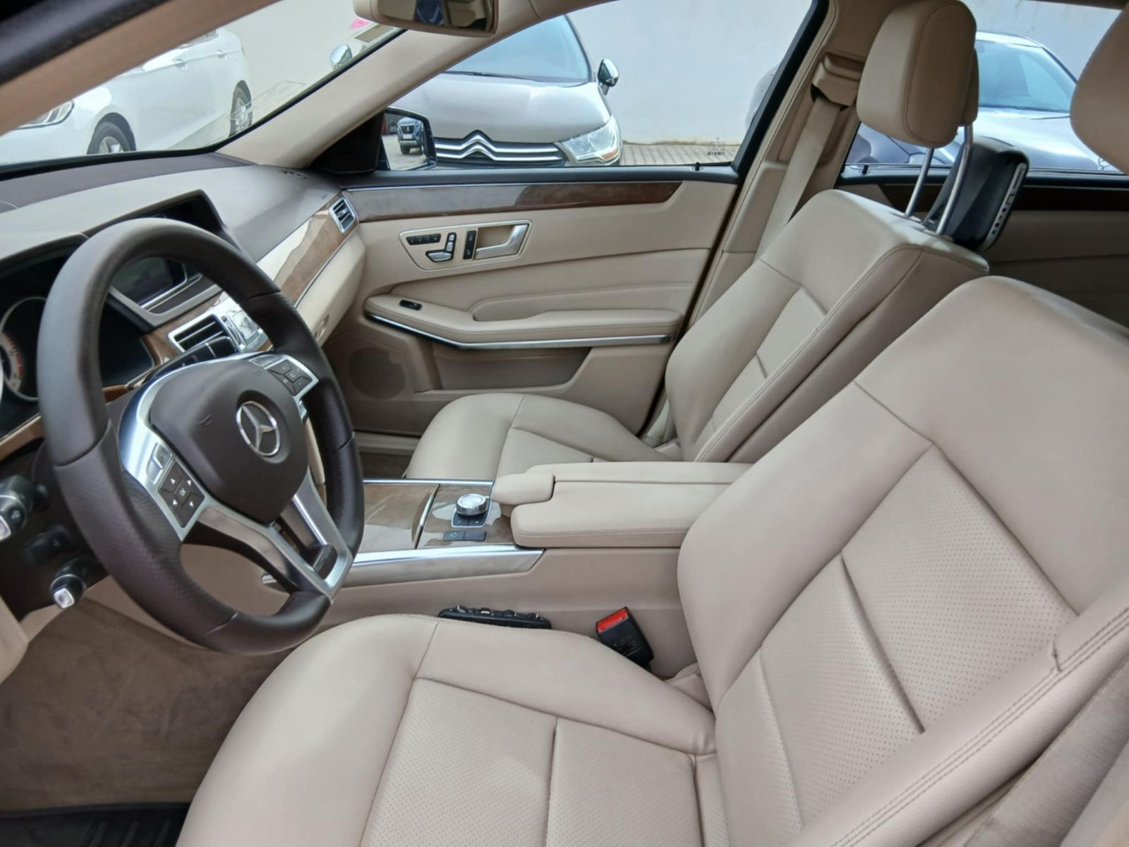 Mercedes-Benz Classe E Exclusive à Ariana - Photo 10