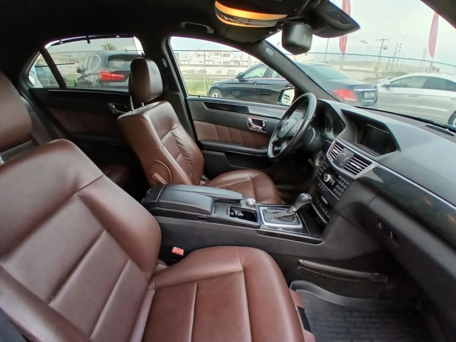 Mercedes-Benz Classe E Elegance à Bizerte - Photo 8