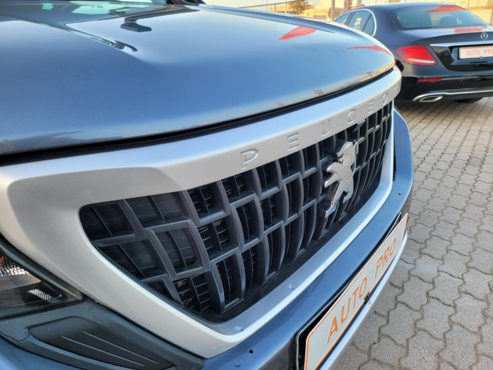Peugeot Landtrek Double Cabine U à Jendouba - Photo 7