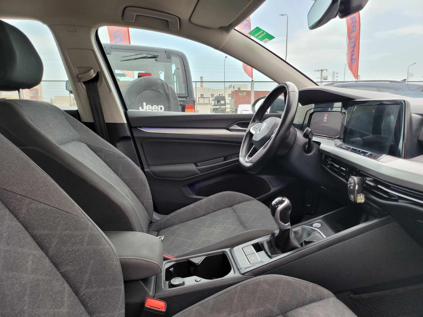 Volkswagen Golf 8 Life à Ben Arous - Photo 12