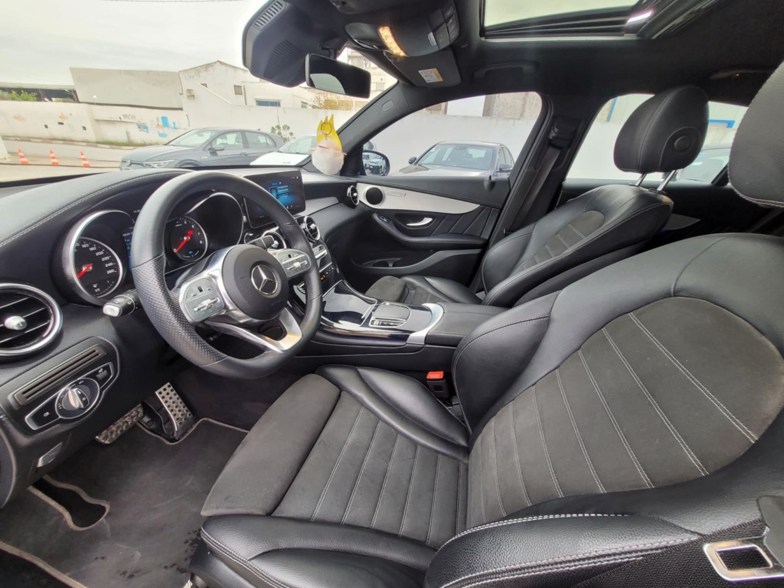 Mercedes-Benz GLC à Sfax - Photo 3