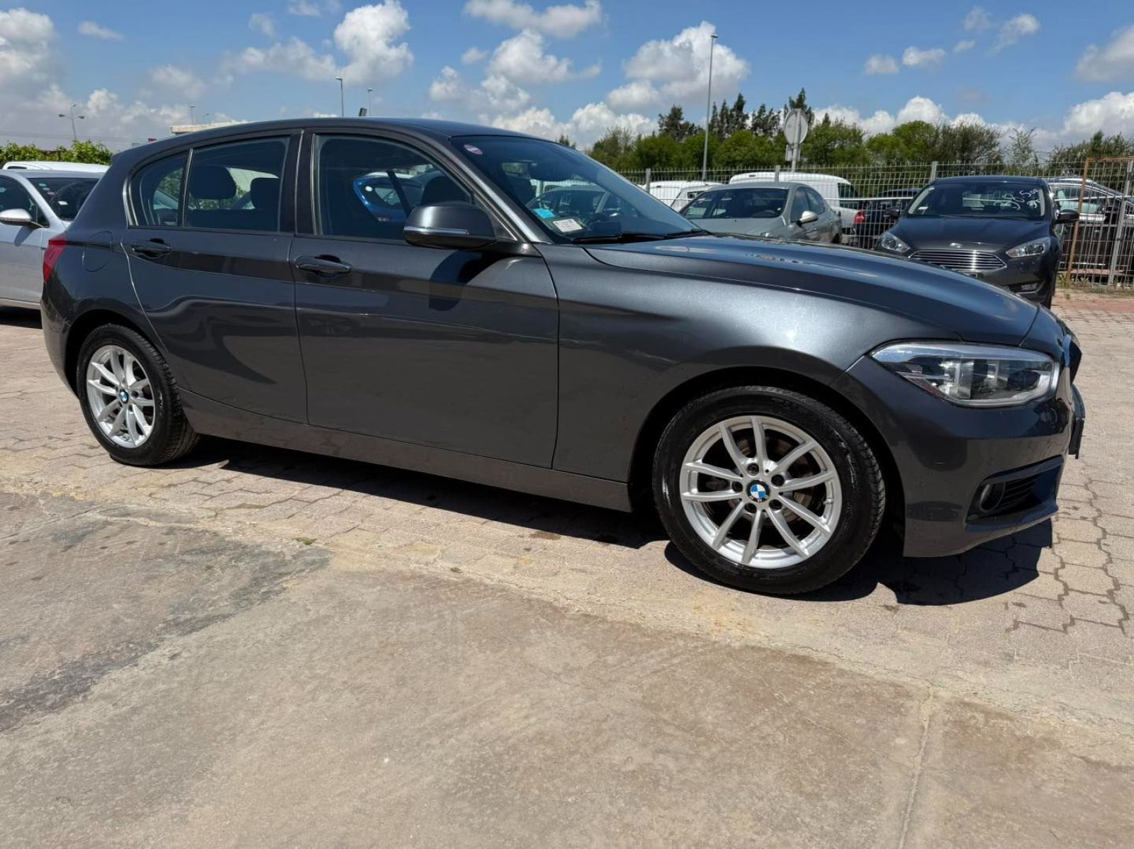 BMW Série 1 Business Line à Tunis - Photo 3