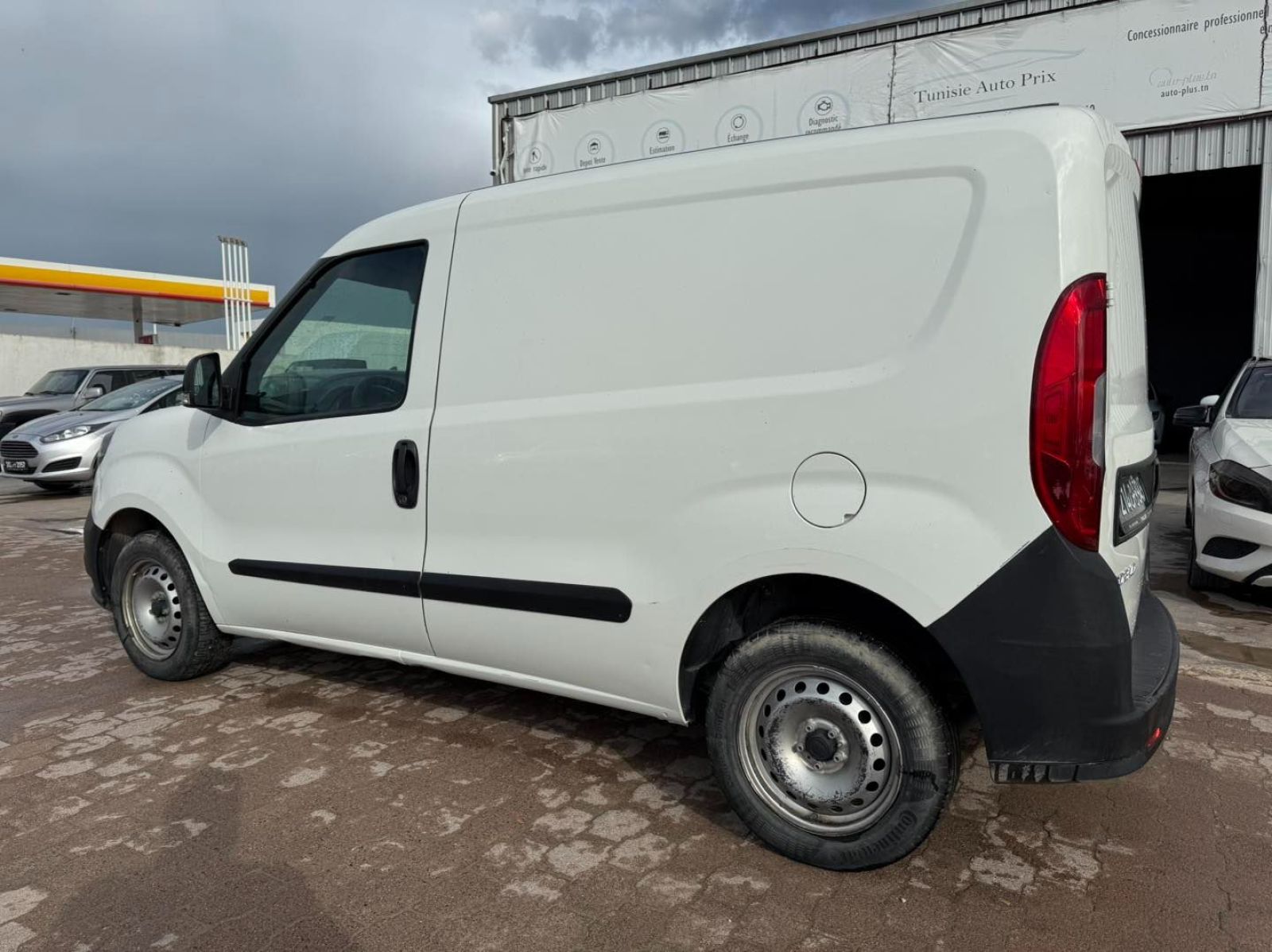 Fiat Doblo 3 places à Ariana - Photo 2