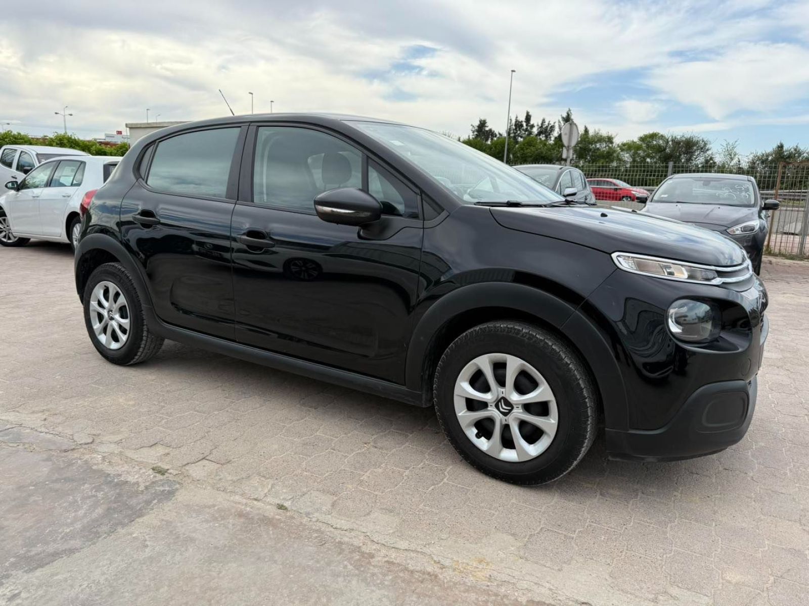 Citroën C3 Feel Bi-ton à Ben Arous - Photo 3