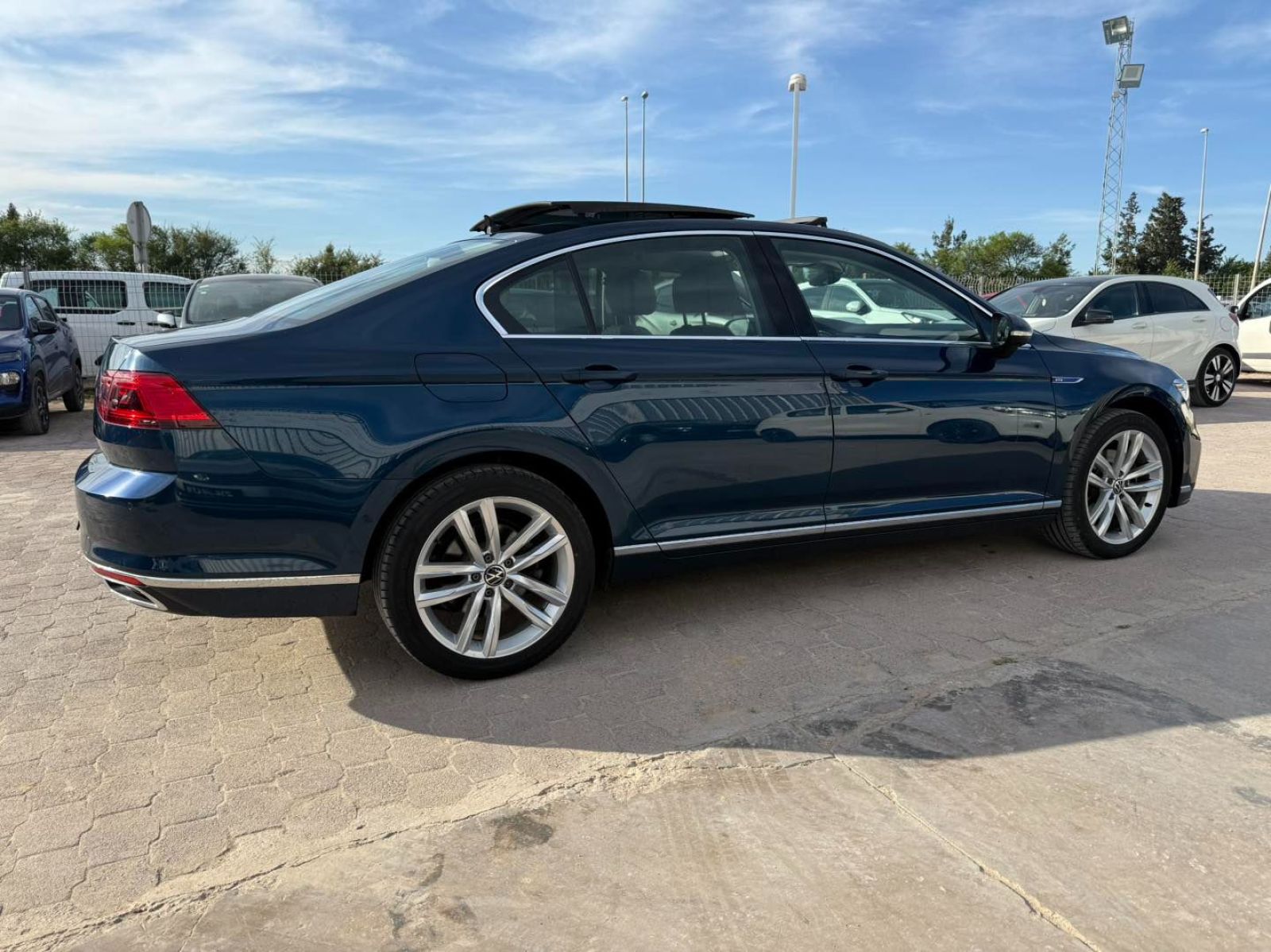 Volkswagen Passat GTE à Nabeul - Photo 5