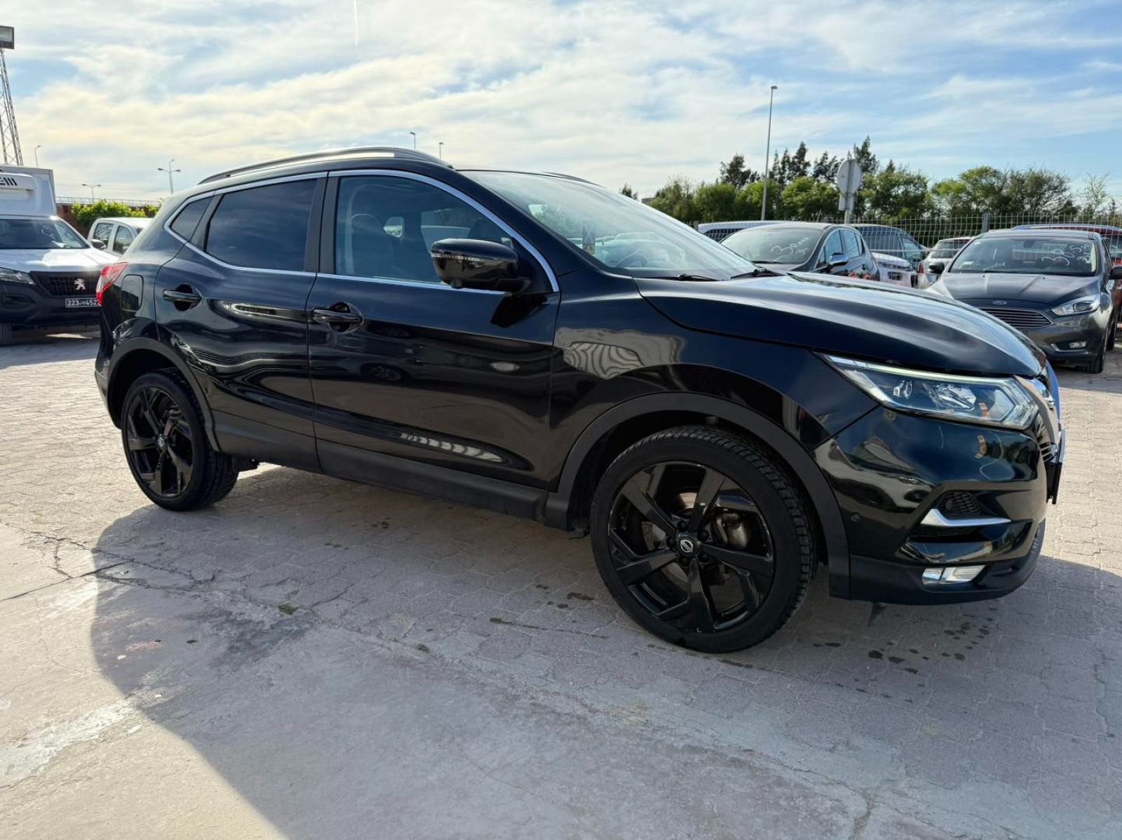 Nissan Qashqai Tekna High à Tunis - Photo 3